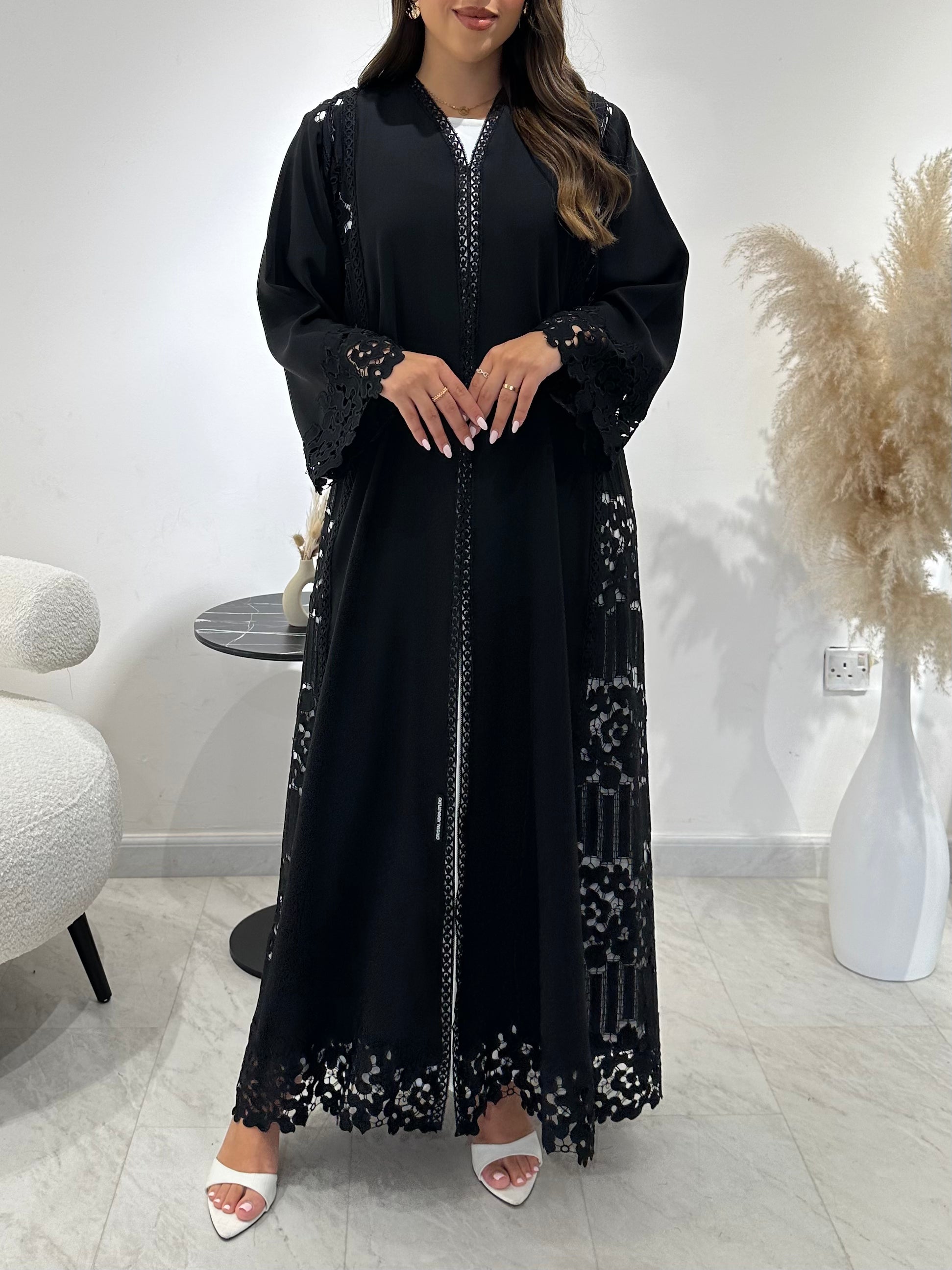 C 1423 Black Lace Abaya