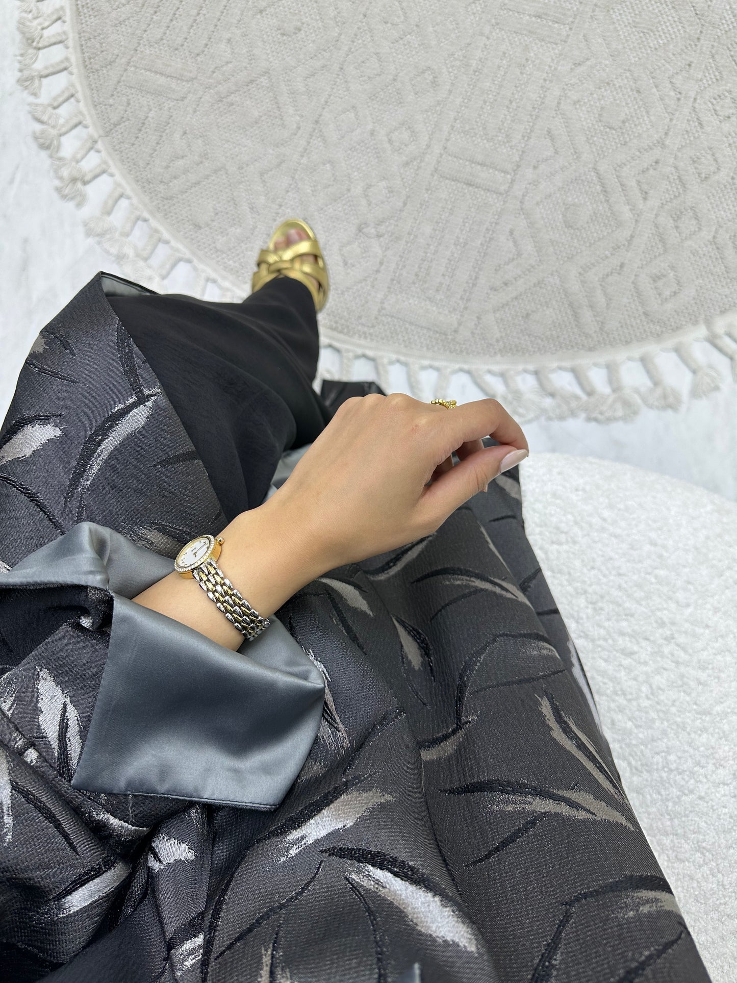 C 0488 Grey Silver Abaya