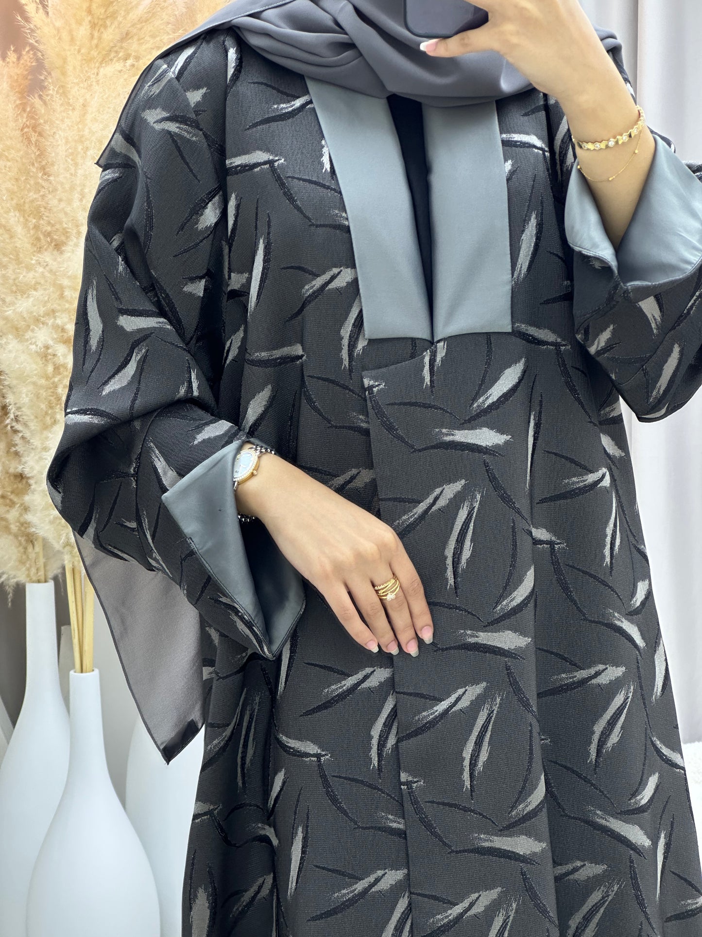 C 0488 Grey Silver Abaya