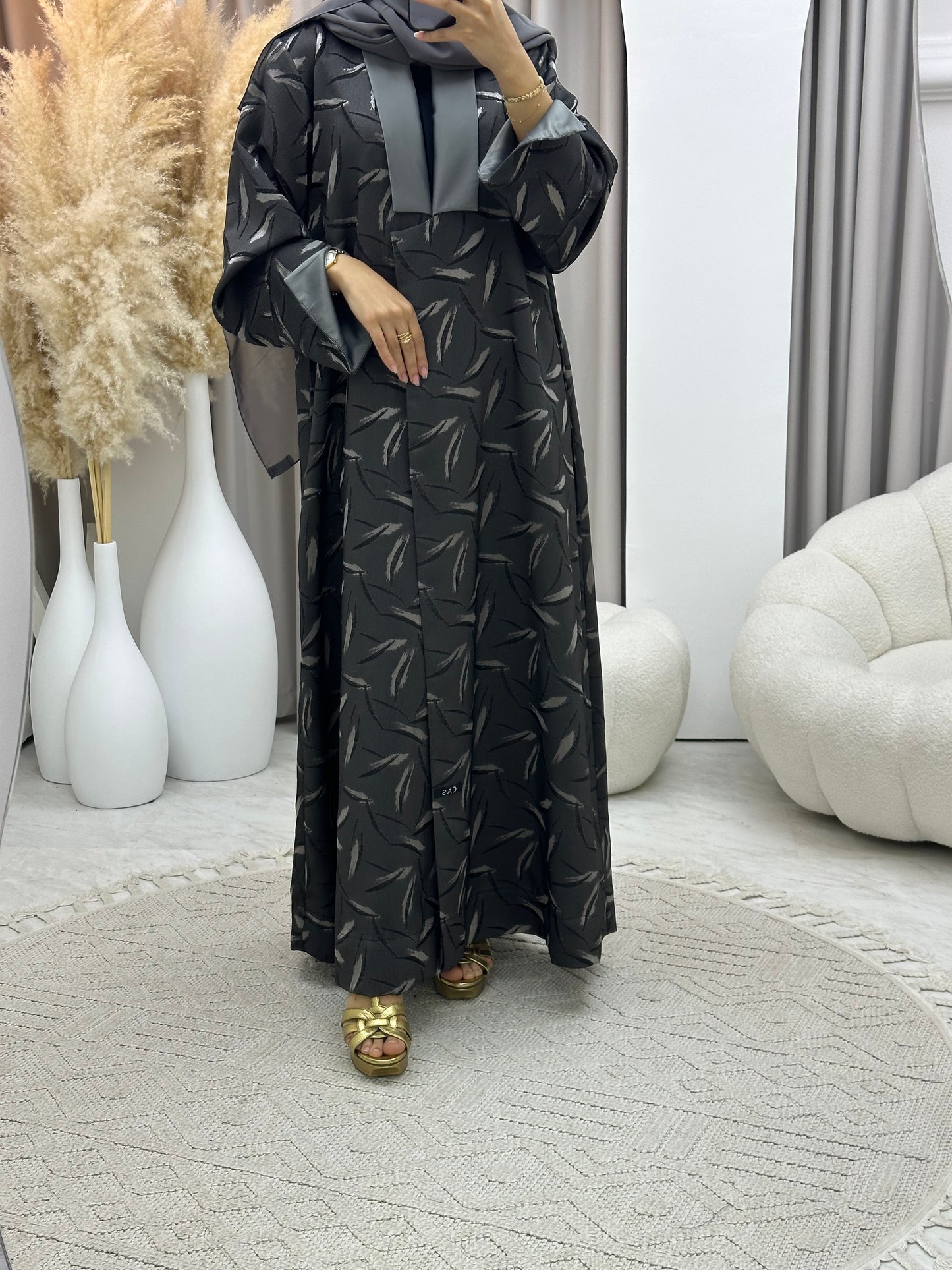 C 0488 Grey Silver Abaya