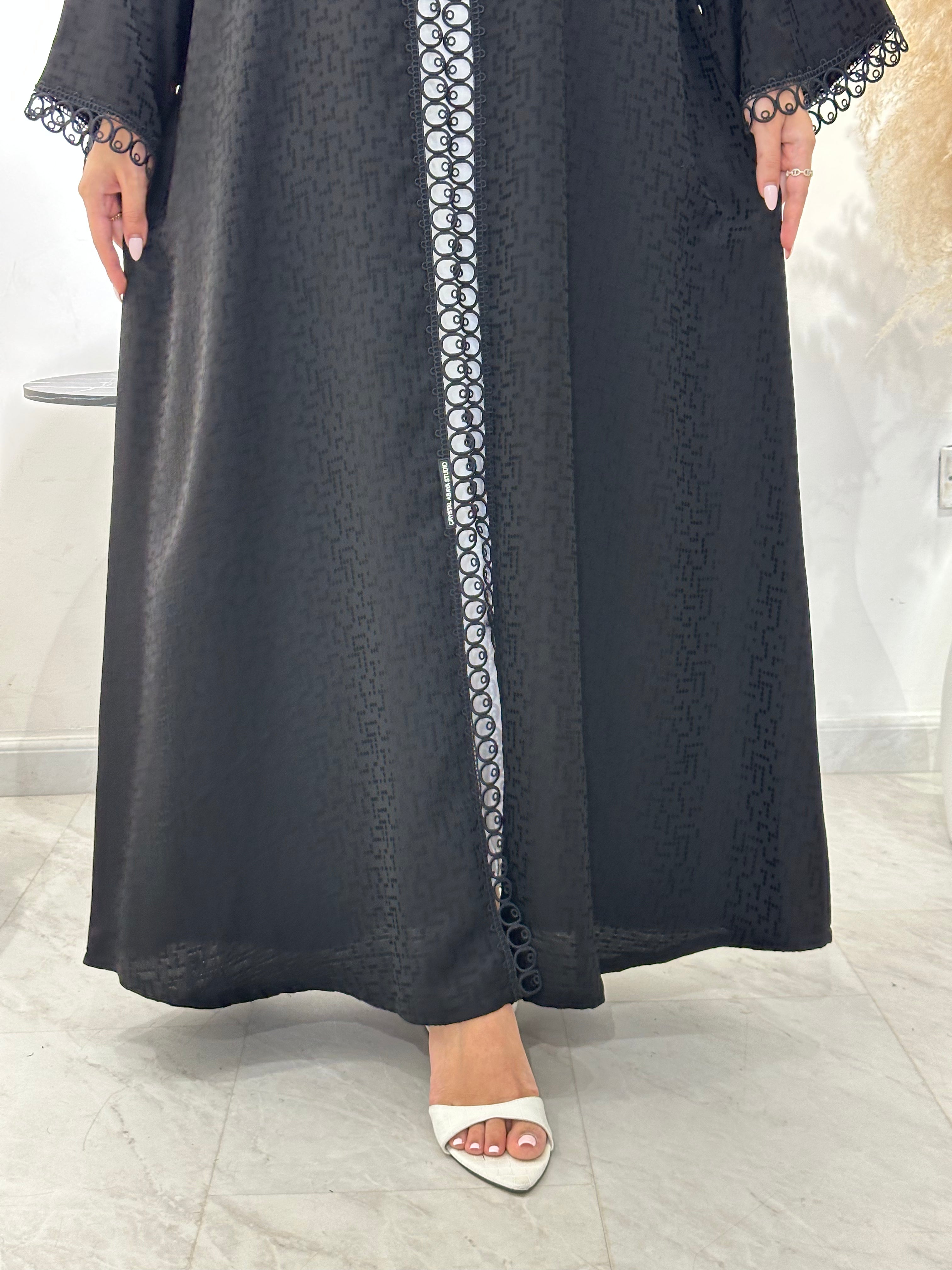 C 1420 Black Circles Printed Abaya