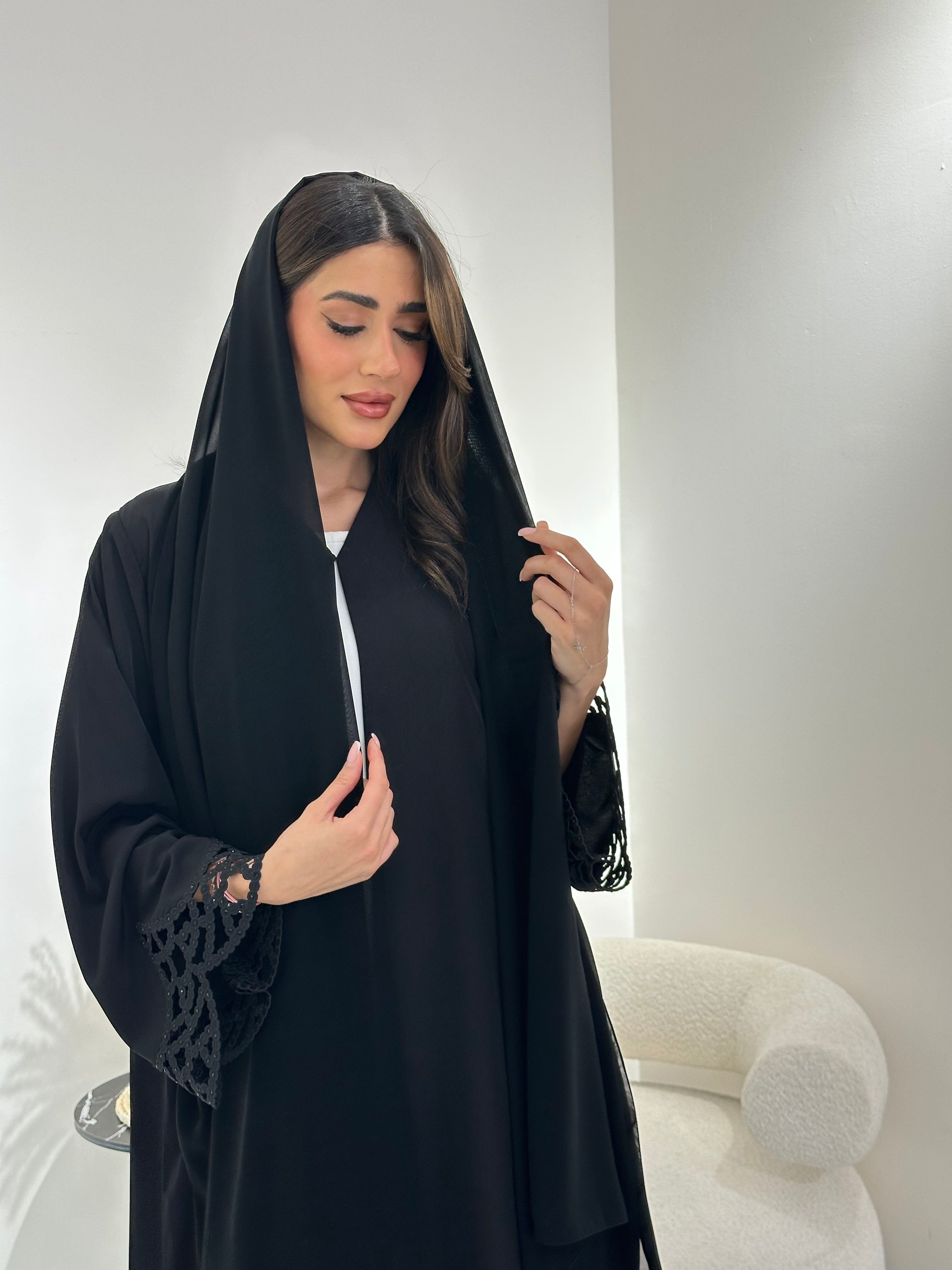 C 1008 Black Abaya