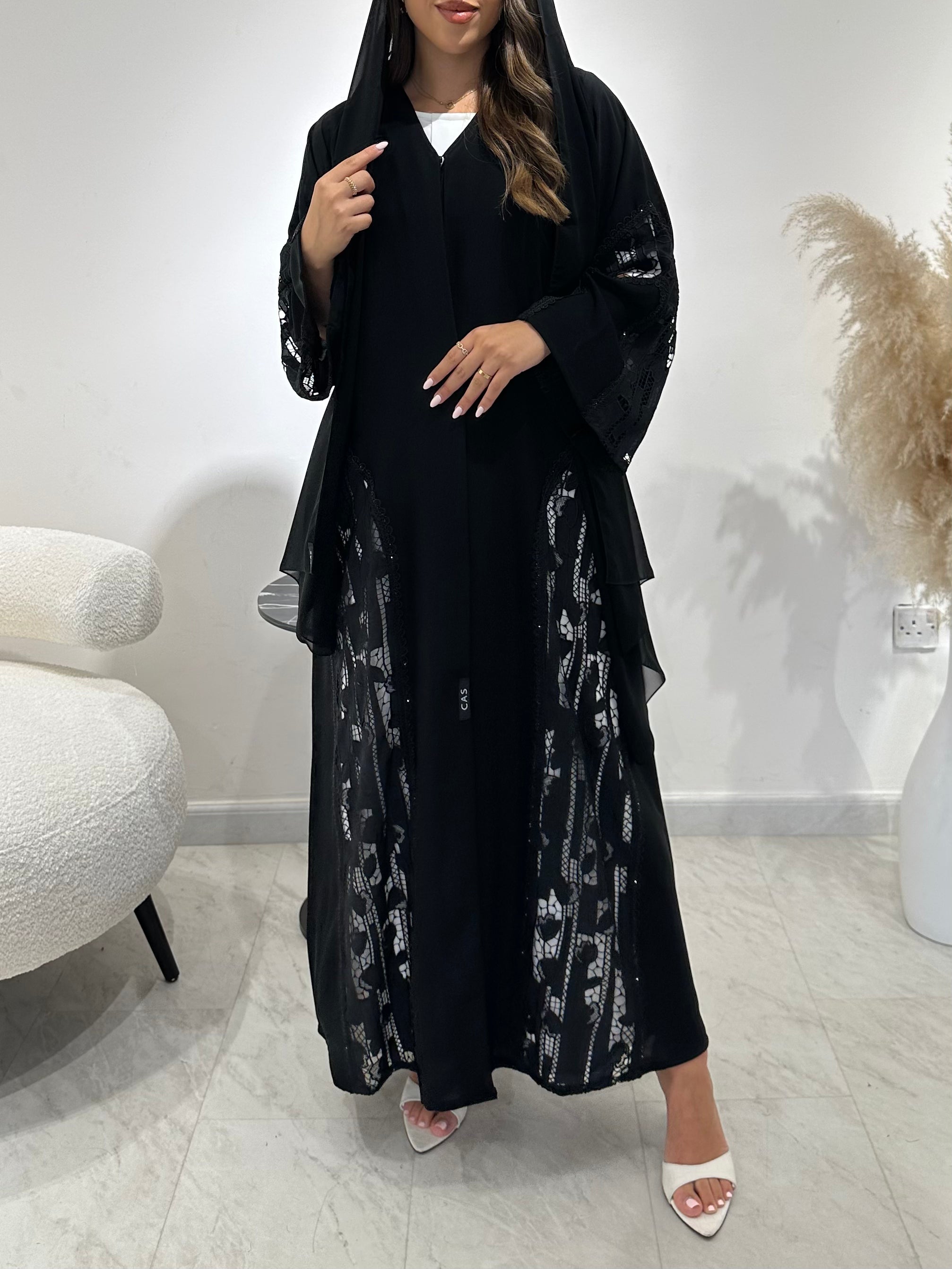 C 1419 Black Crystal Dantel Abaya
