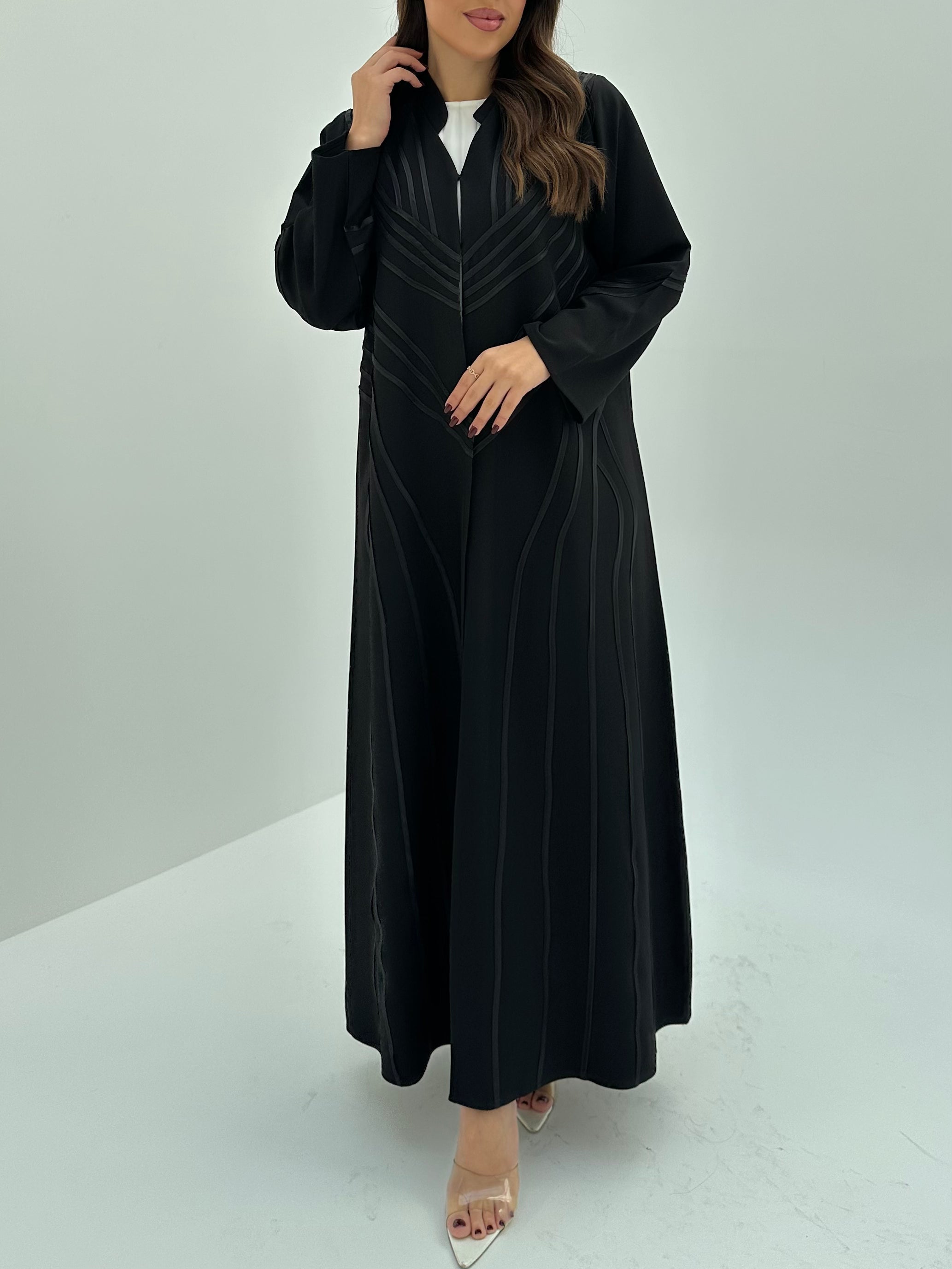 C 1664 Black Striped Abaya