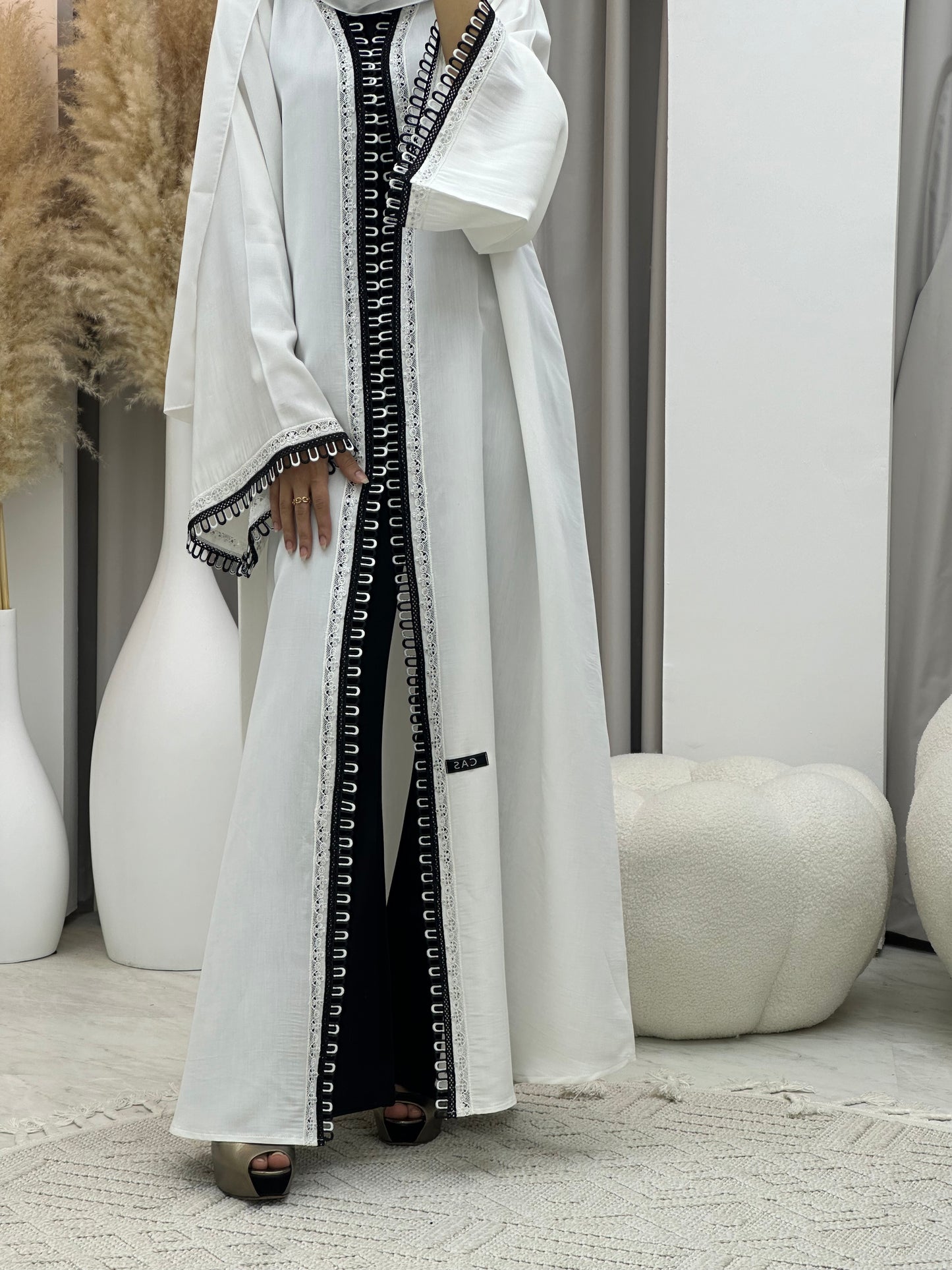 C 0090 Black White Lace Abaya