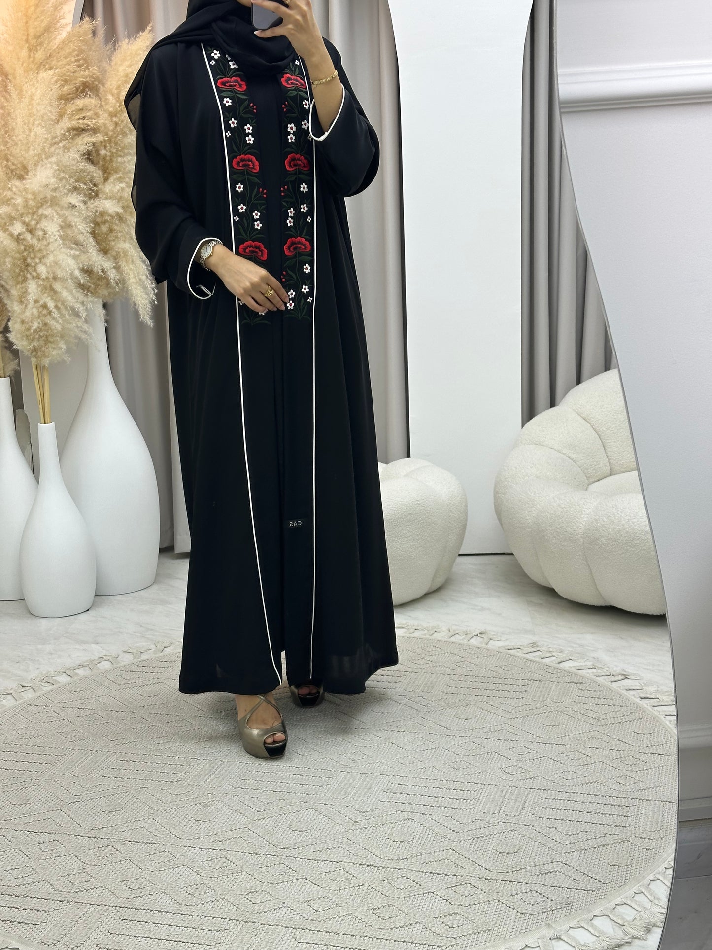 C 0489 Black Emirati National Day Abaya