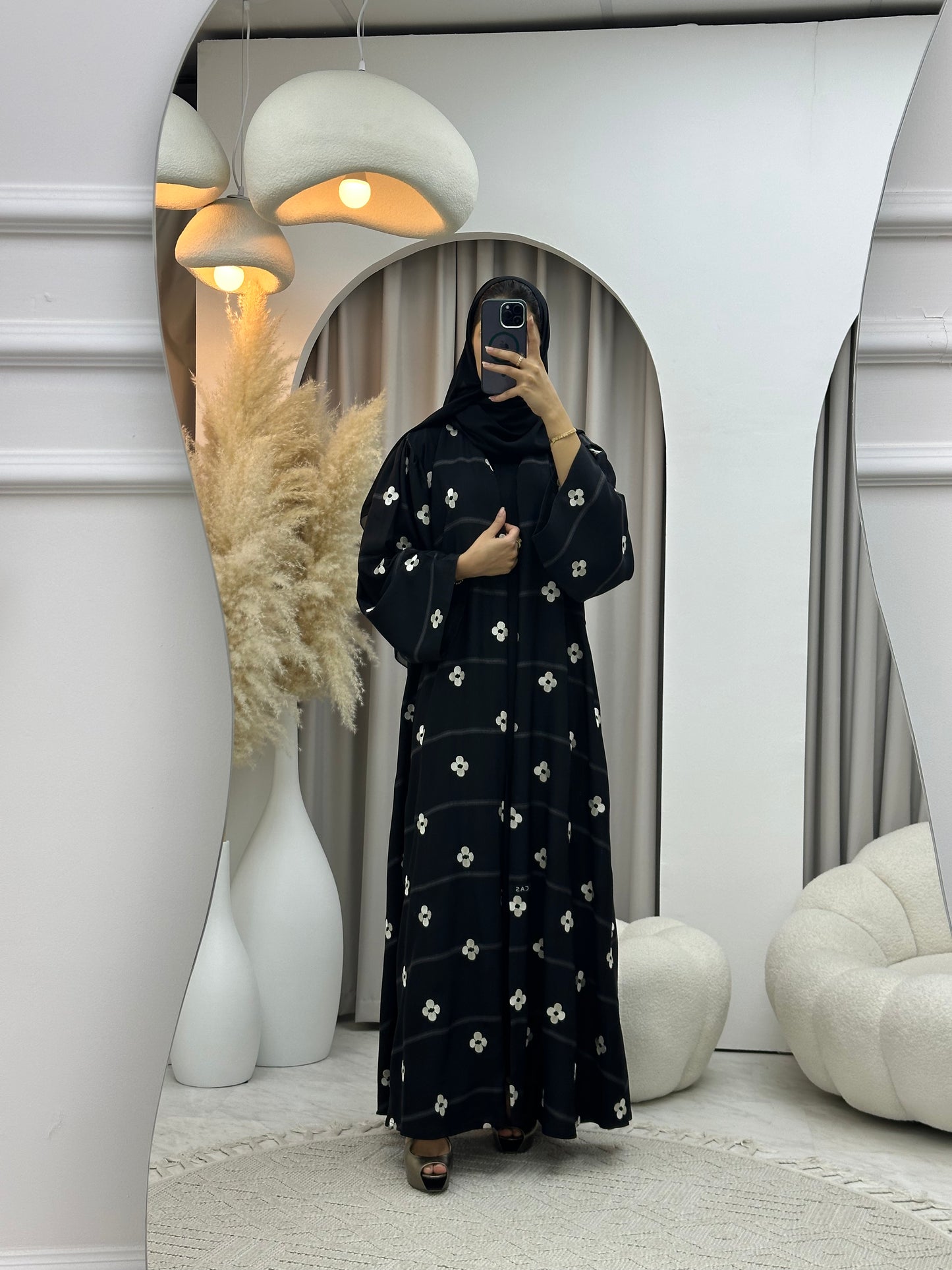 C 0491 Black Floral Work Abaya