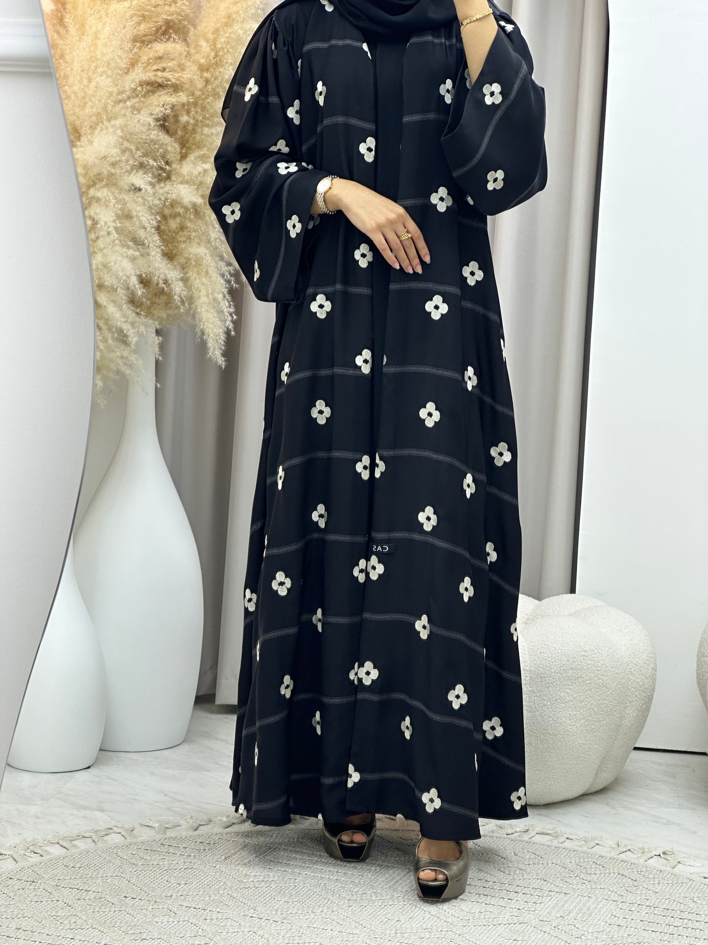 C 0491 Black Floral Work Abaya