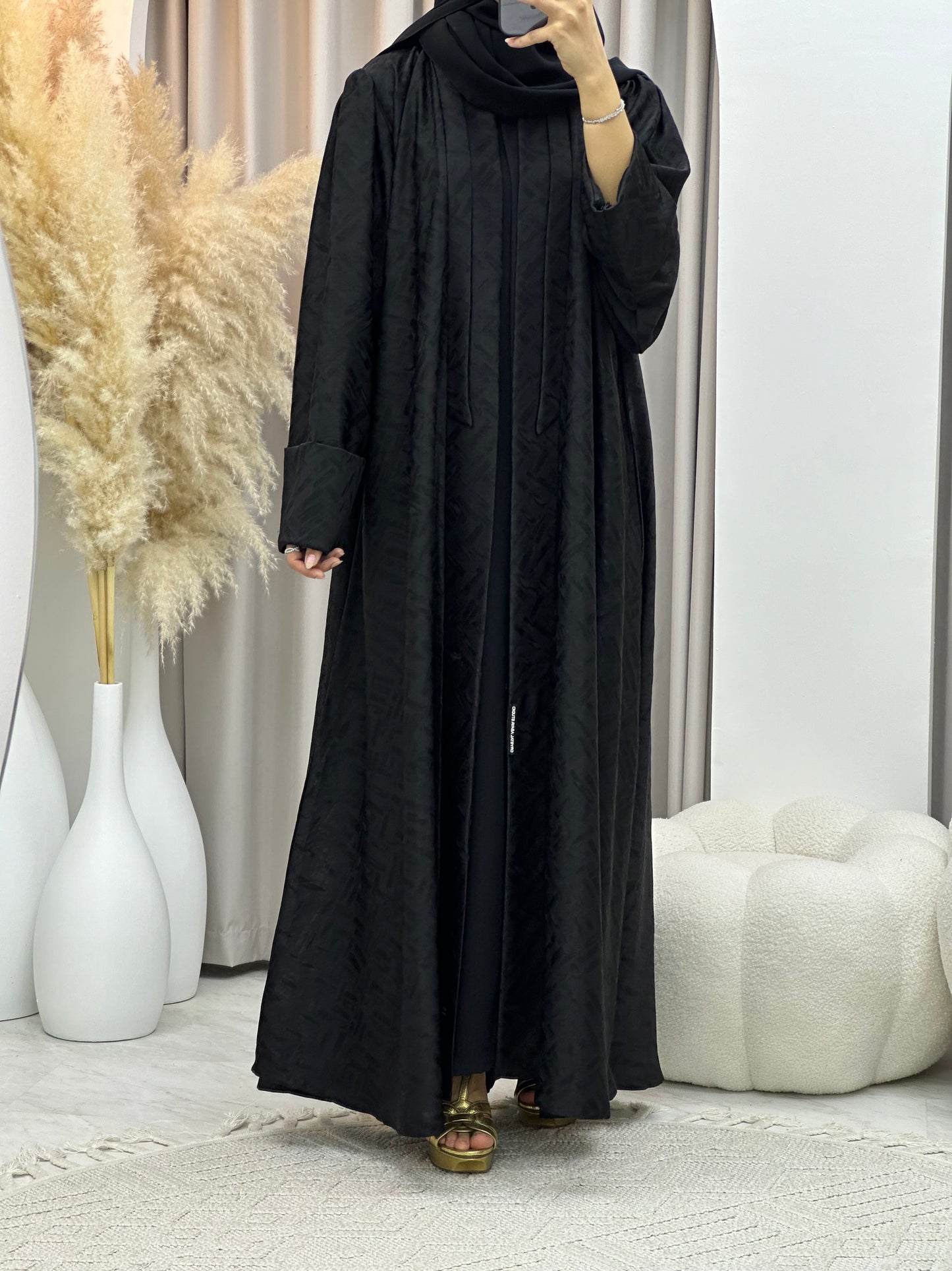 C 0276-01 Black Tagged Abaya