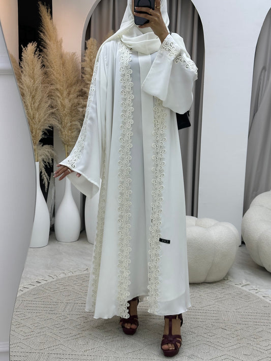 C RTW 0099 White Lace Abaya