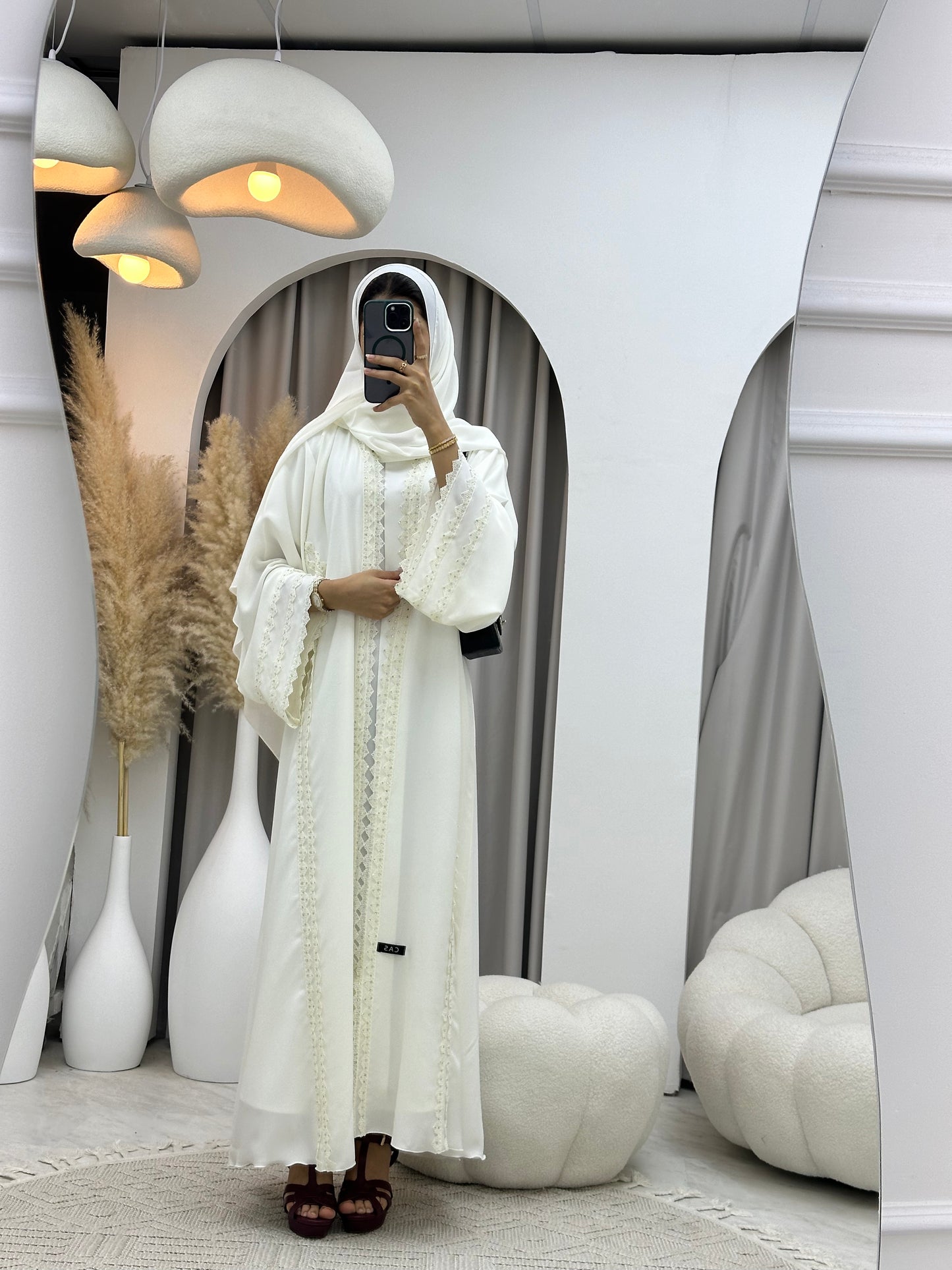 C 0100 White Lace Abaya