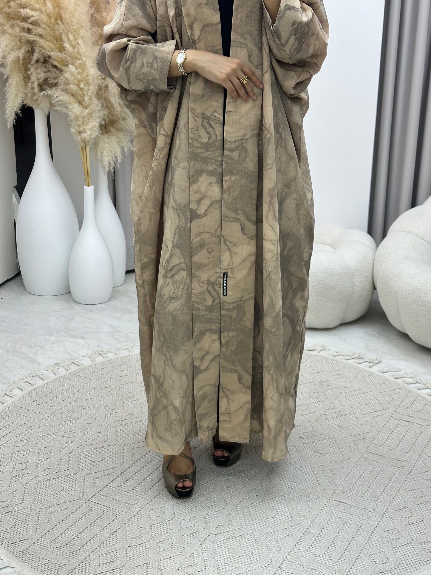 C 0283-01 Marble Print Beige Abaya