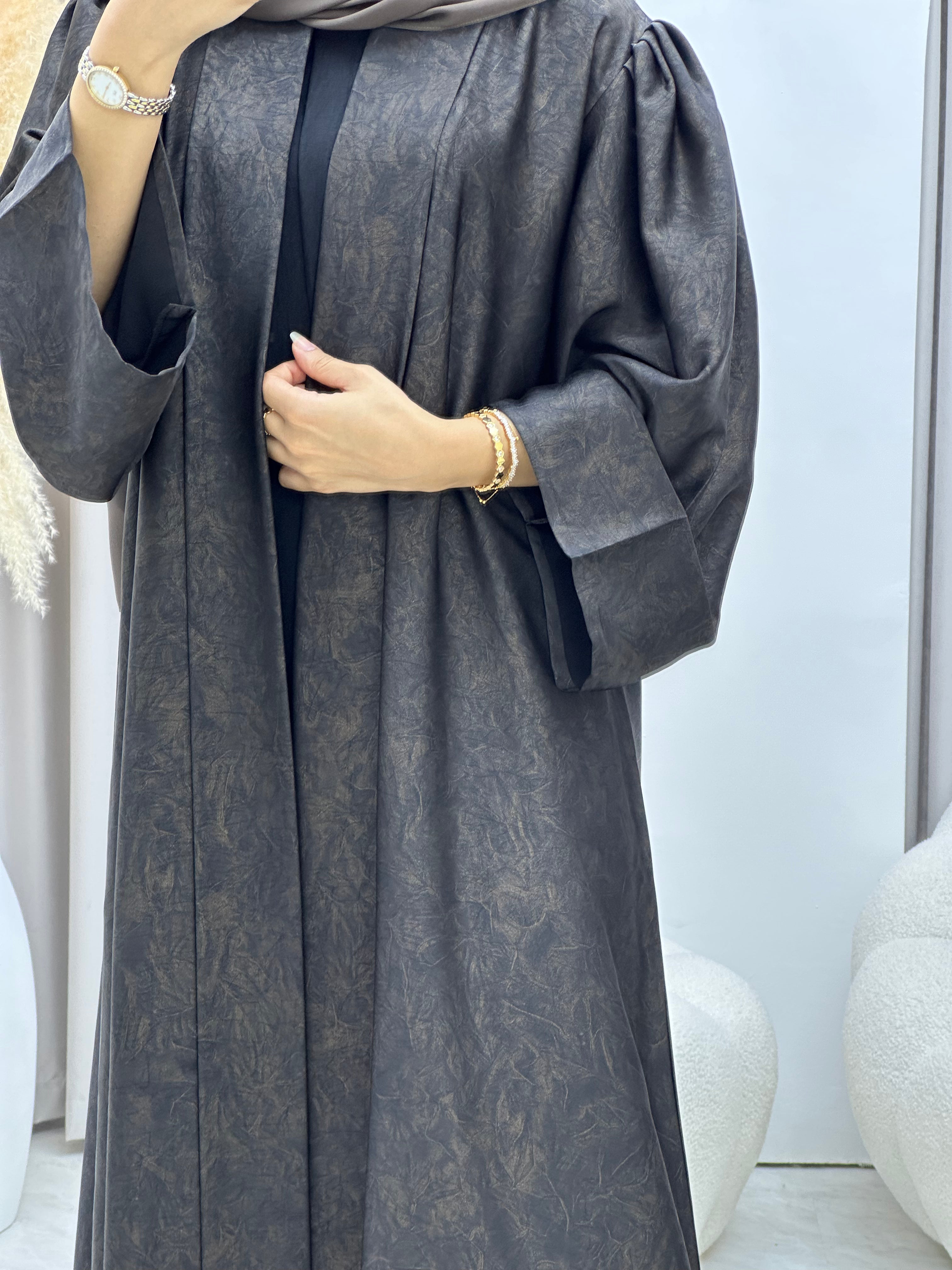 C RTW-U 0497 Gold Metallic Printed Abaya