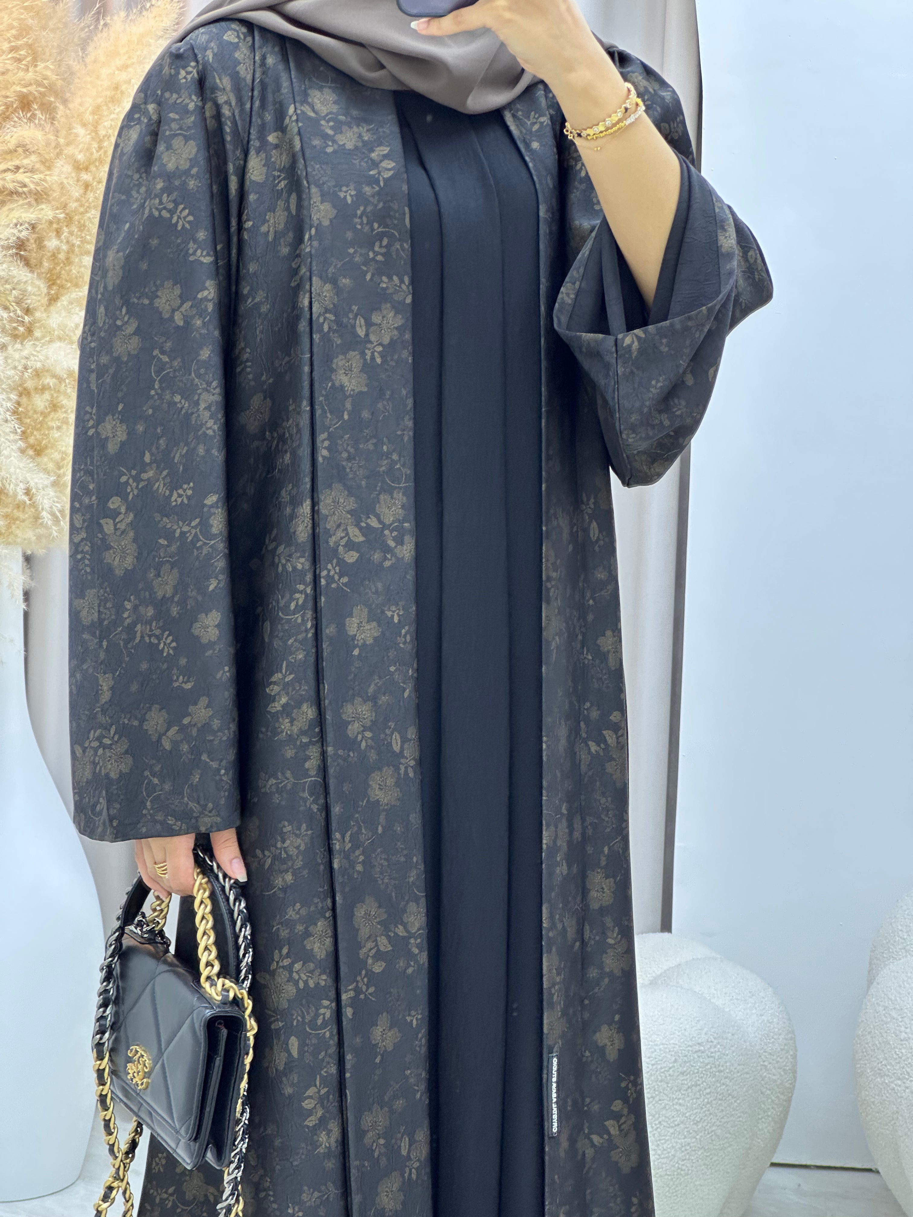 C RTW-U 0499 Gold Metallic Printed Abaya