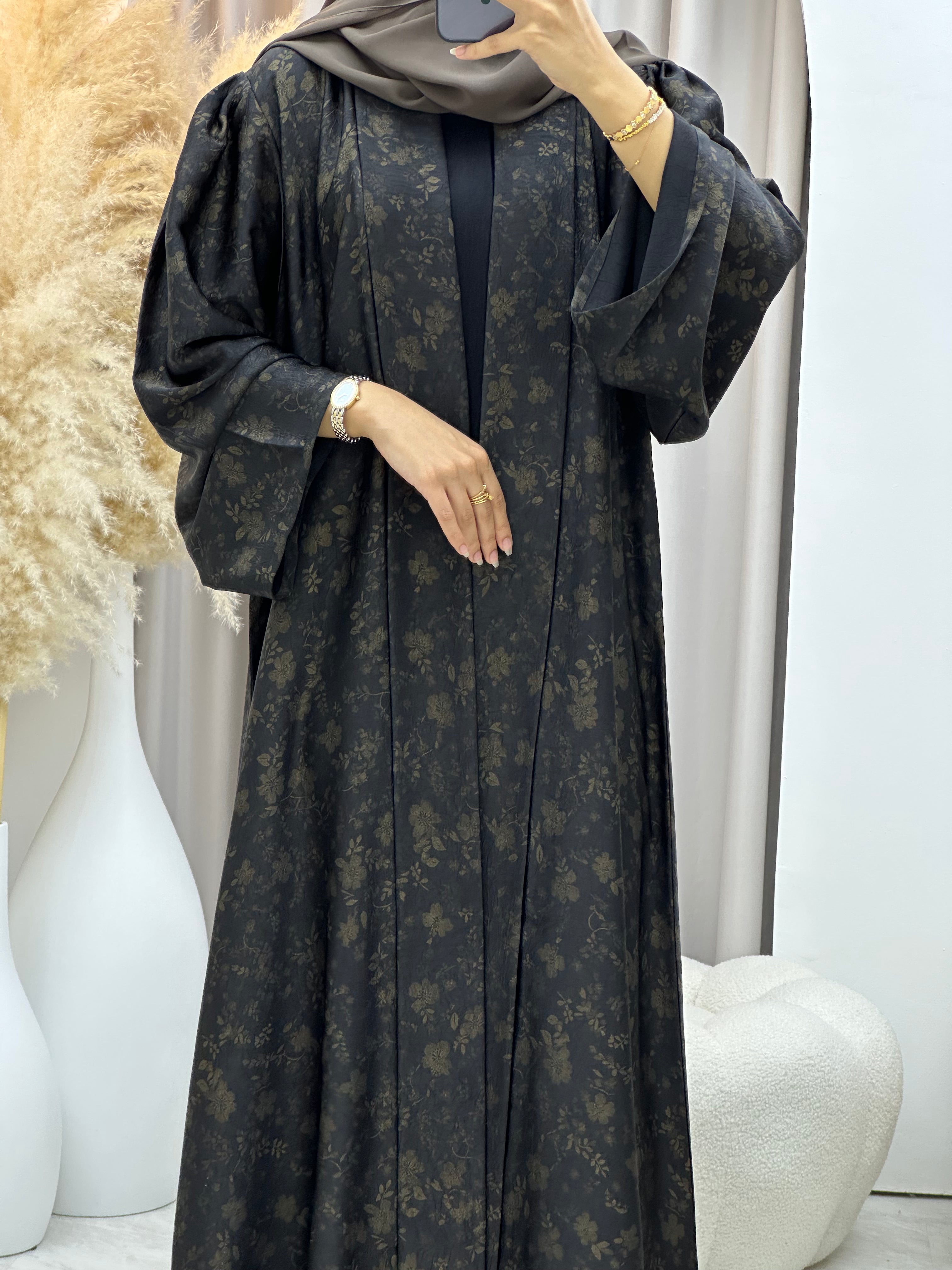 C RTW-U 0499 Gold Metallic Printed Abaya
