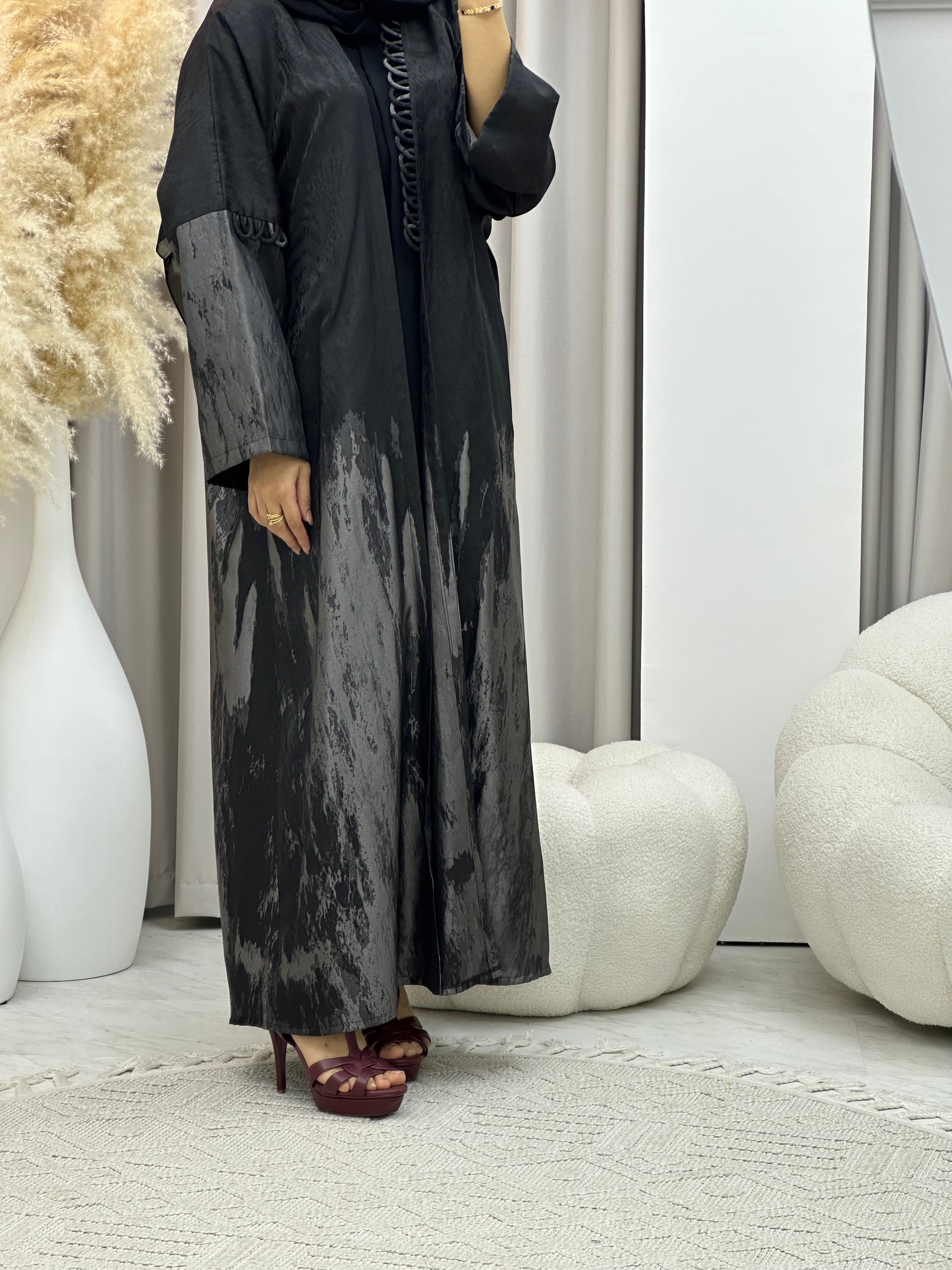 C RTW-U 0536 Black Silver Jacquard Abaya