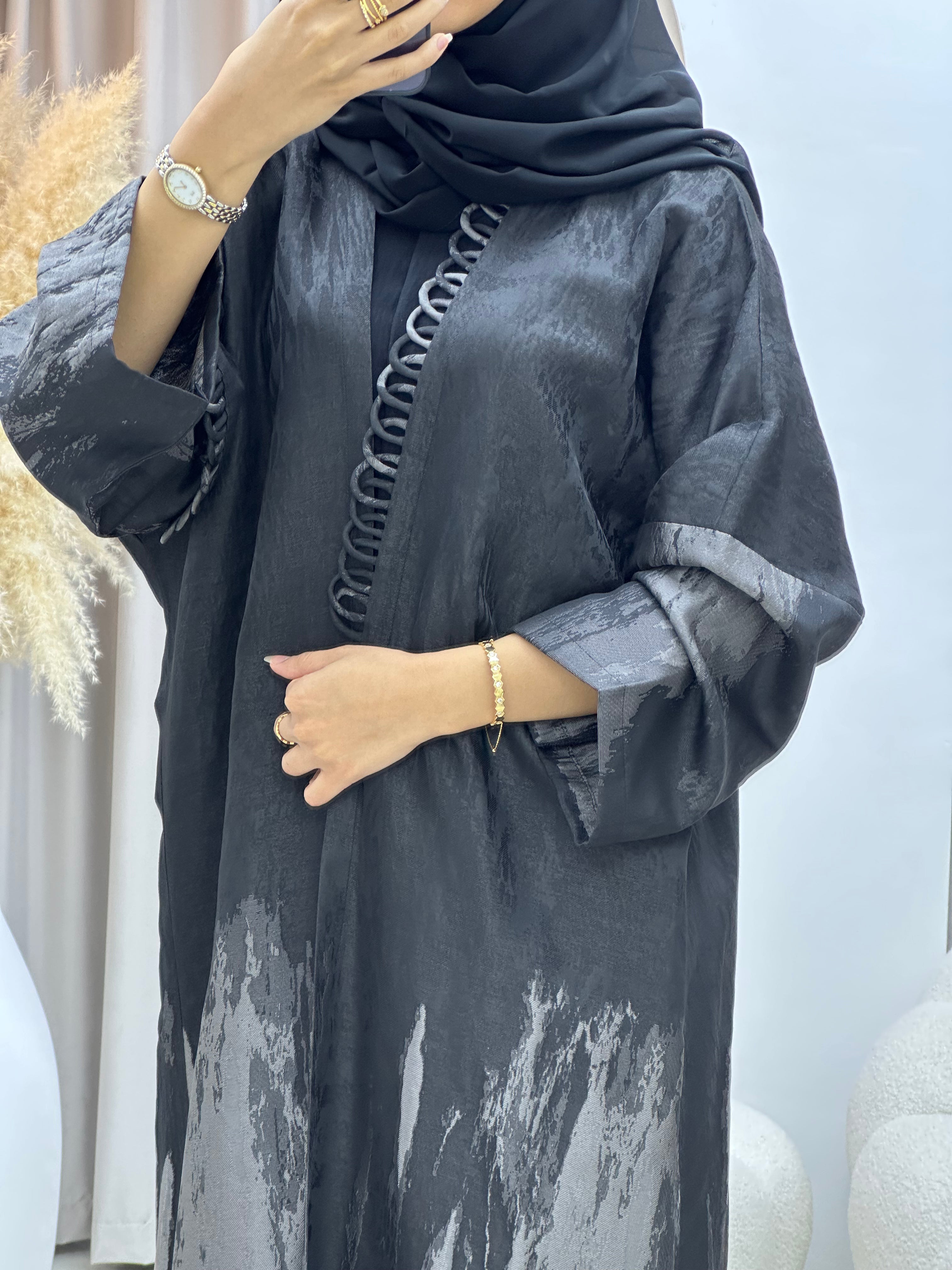 C RTW-U 0536 Black Silver Jacquard Abaya