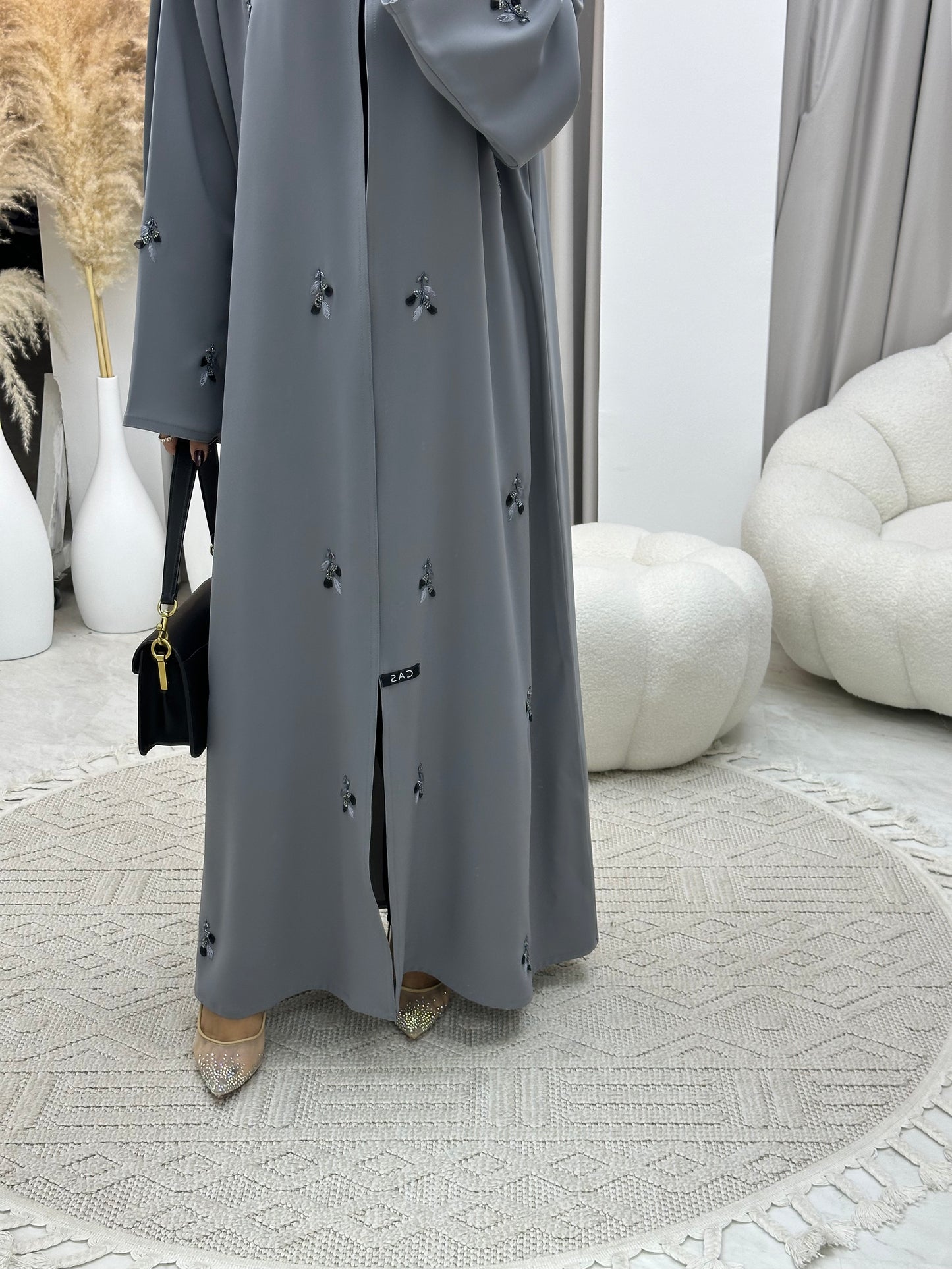 C RTW 0102 Grey Crepe Abaya