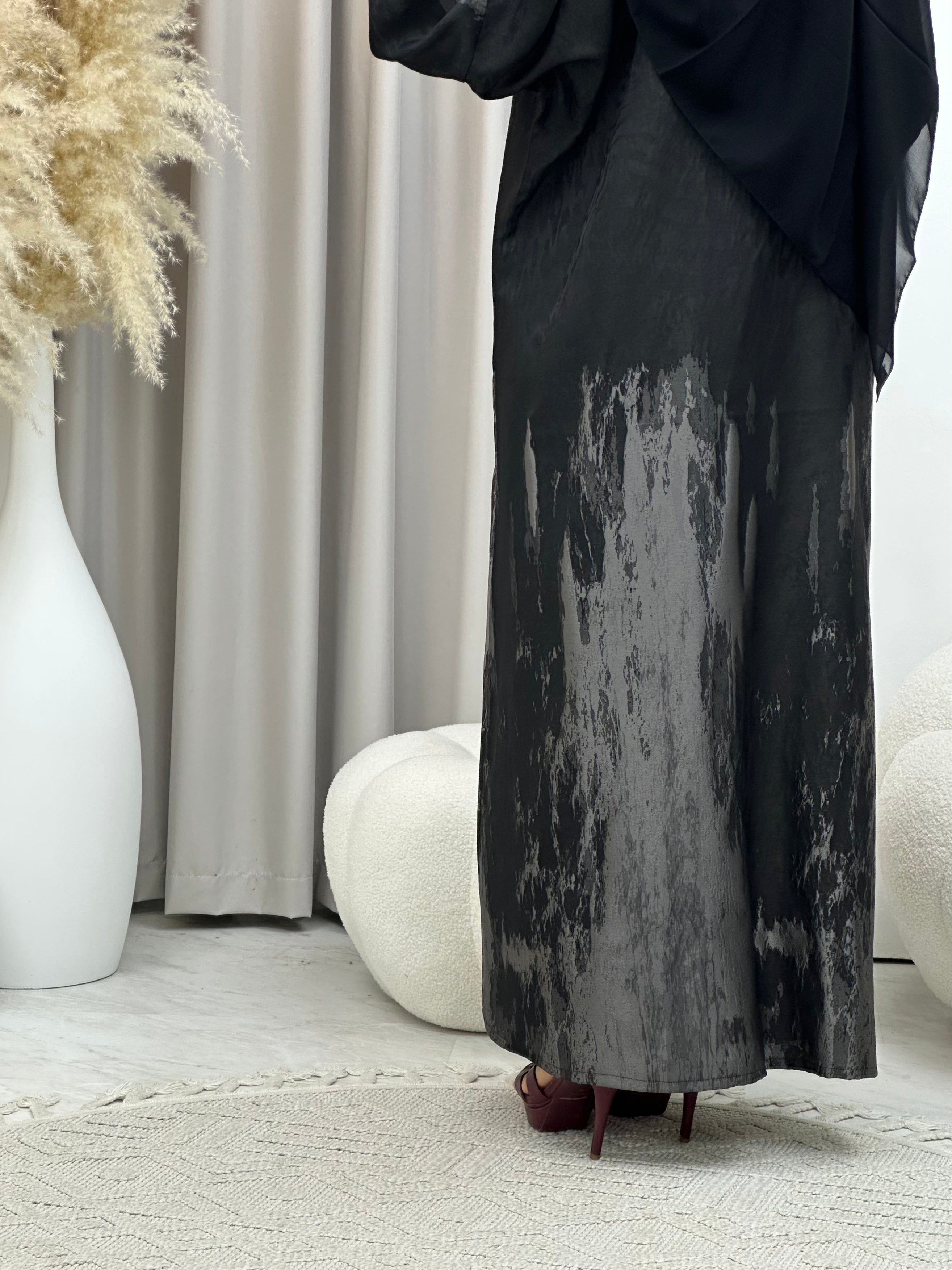 C RTW-U 0536 Black Silver Jacquard Abaya