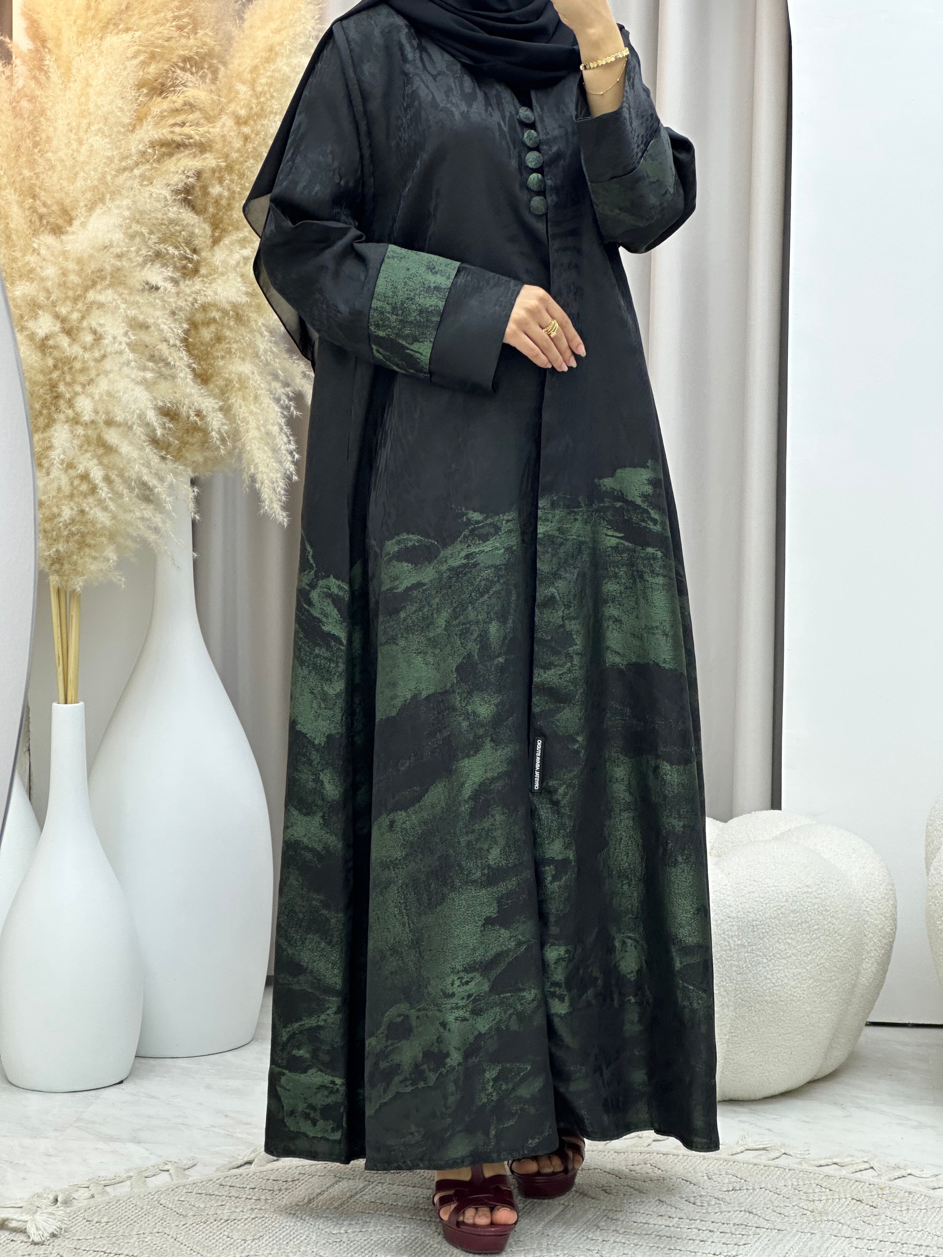 C RTW-U 0537 Black Green Jacquard Abaya