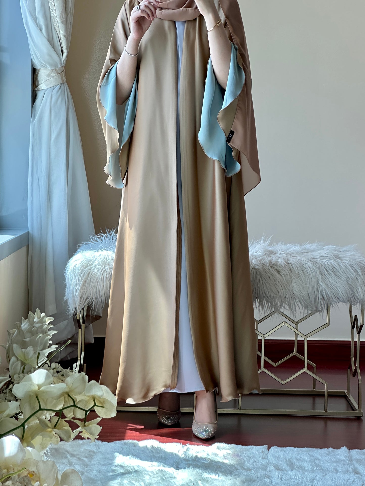 C-Gold-Silver-Duotone-Abaya-Set