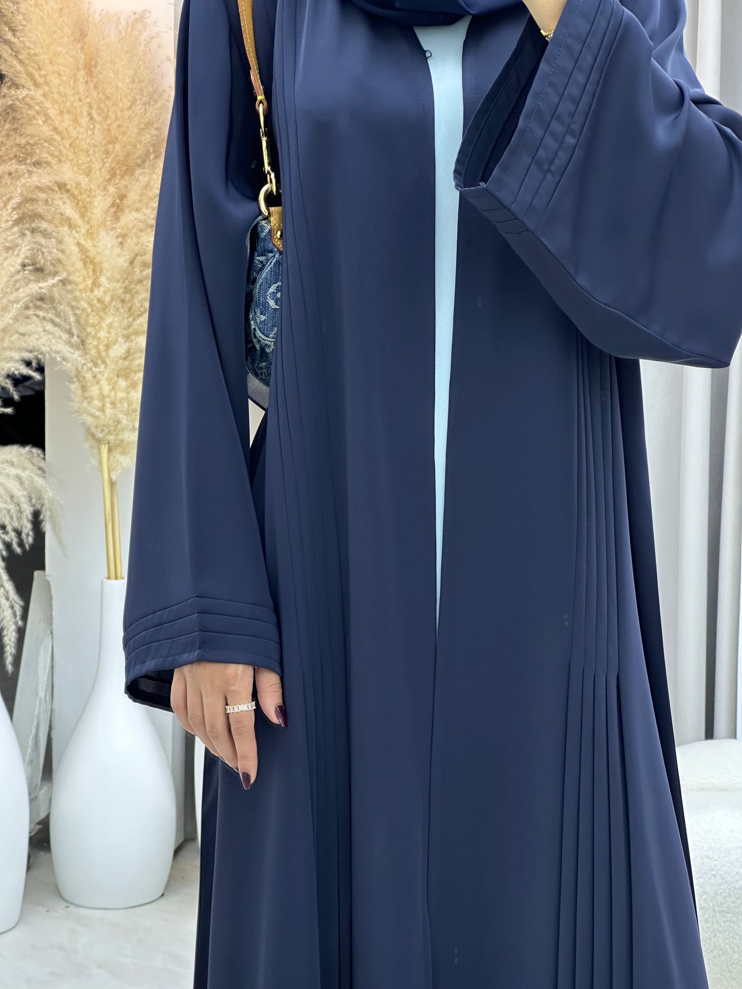 C 0109-03 Navy Blue Pleated Abaya