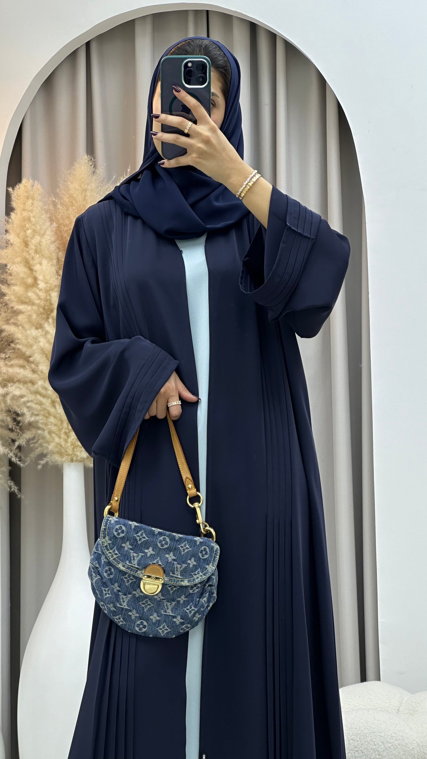 C 0109-03 Navy Blue Pleated Abaya