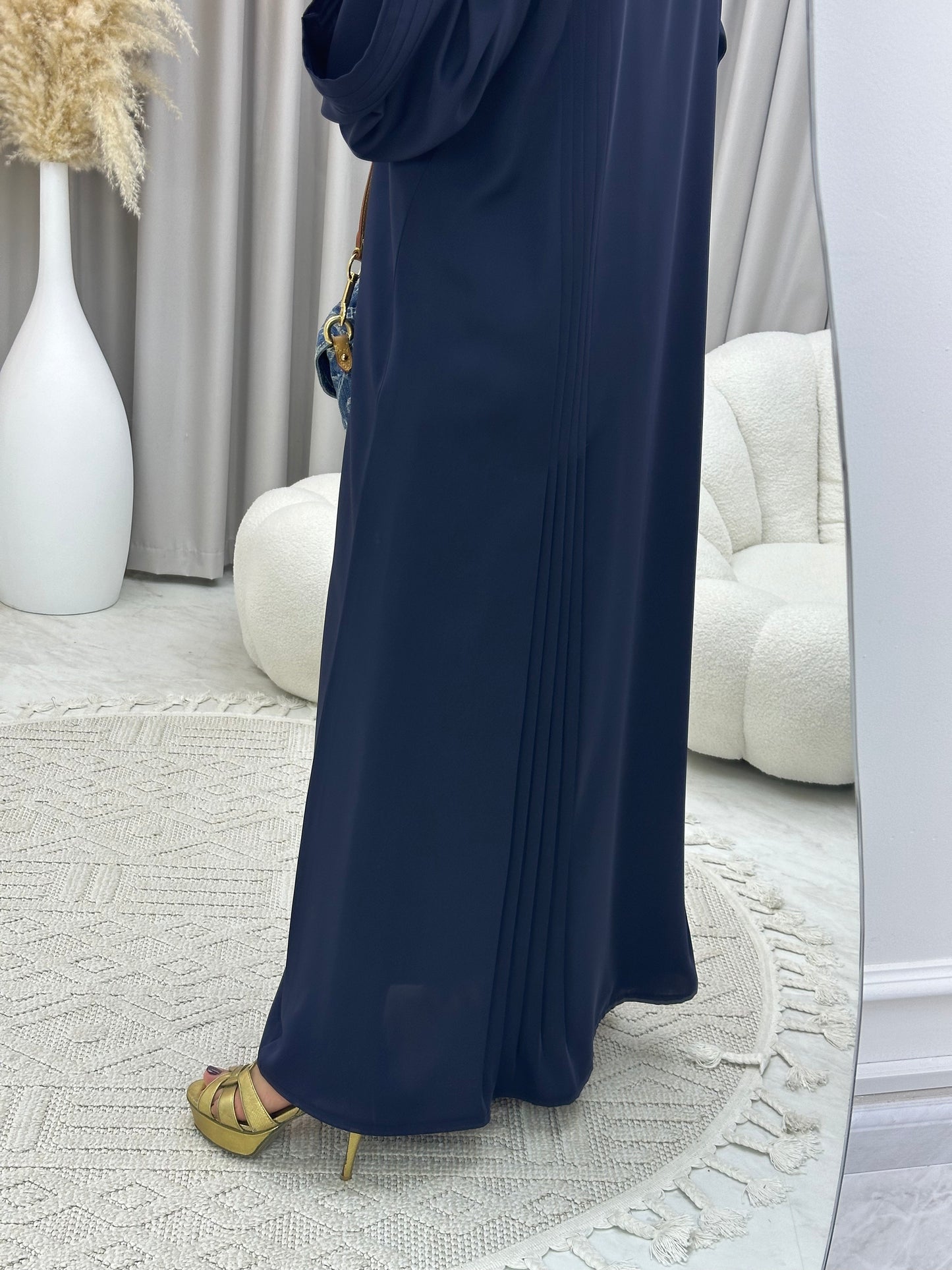 C 0109-03 Navy Blue Pleated Abaya