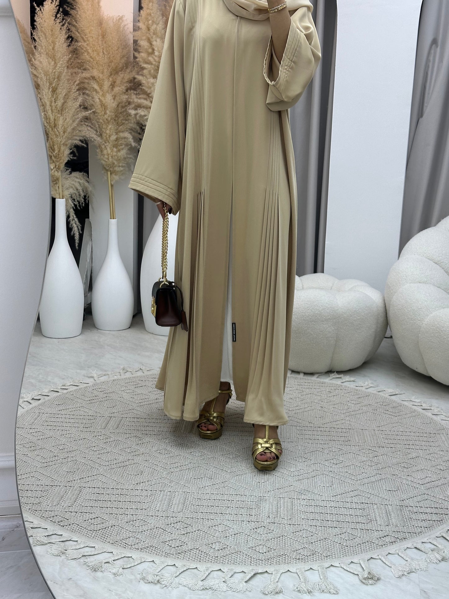 C 0109-02 Beige Pleated Abaya