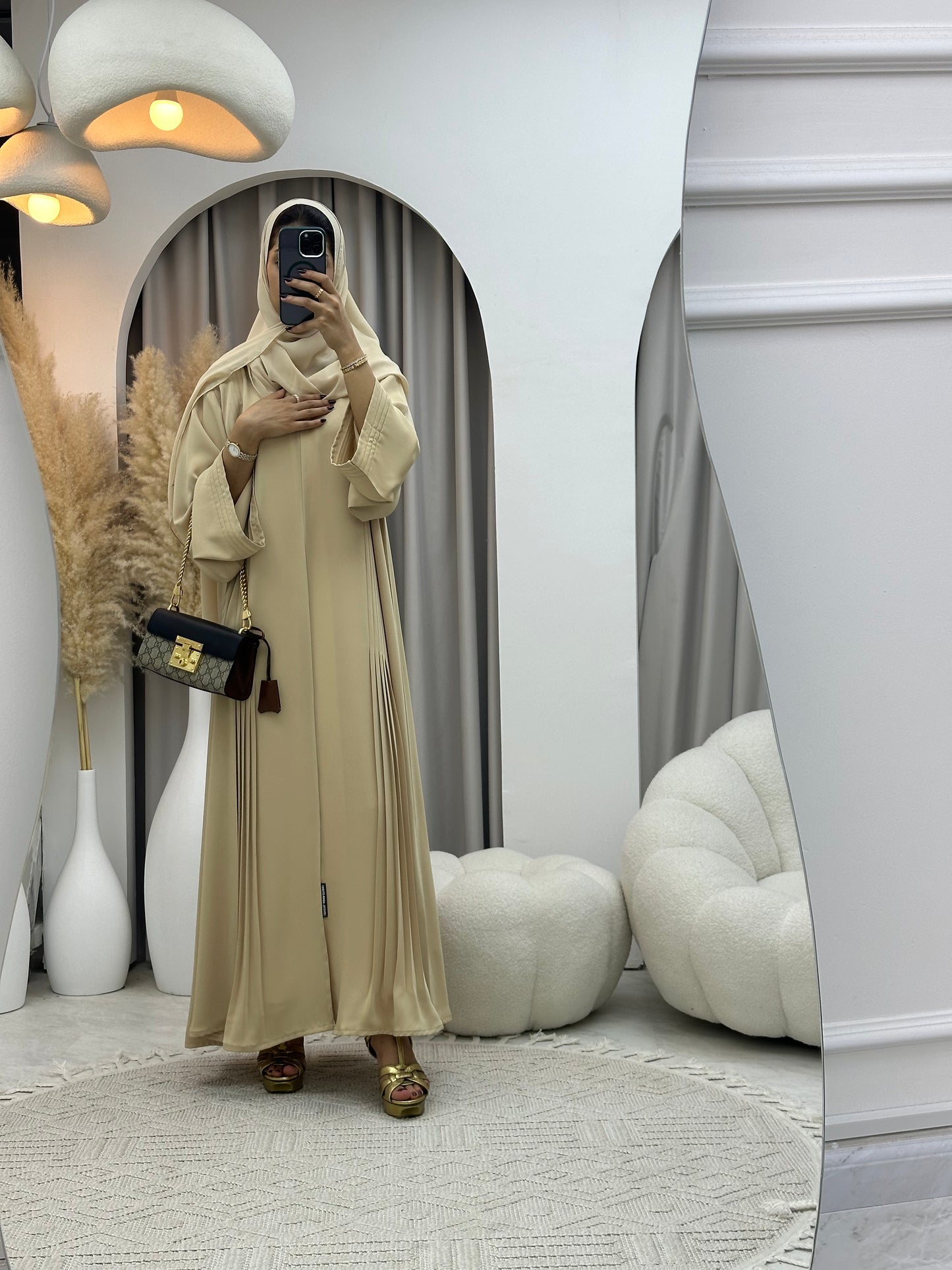 C 0109-02 Beige Pleated Abaya