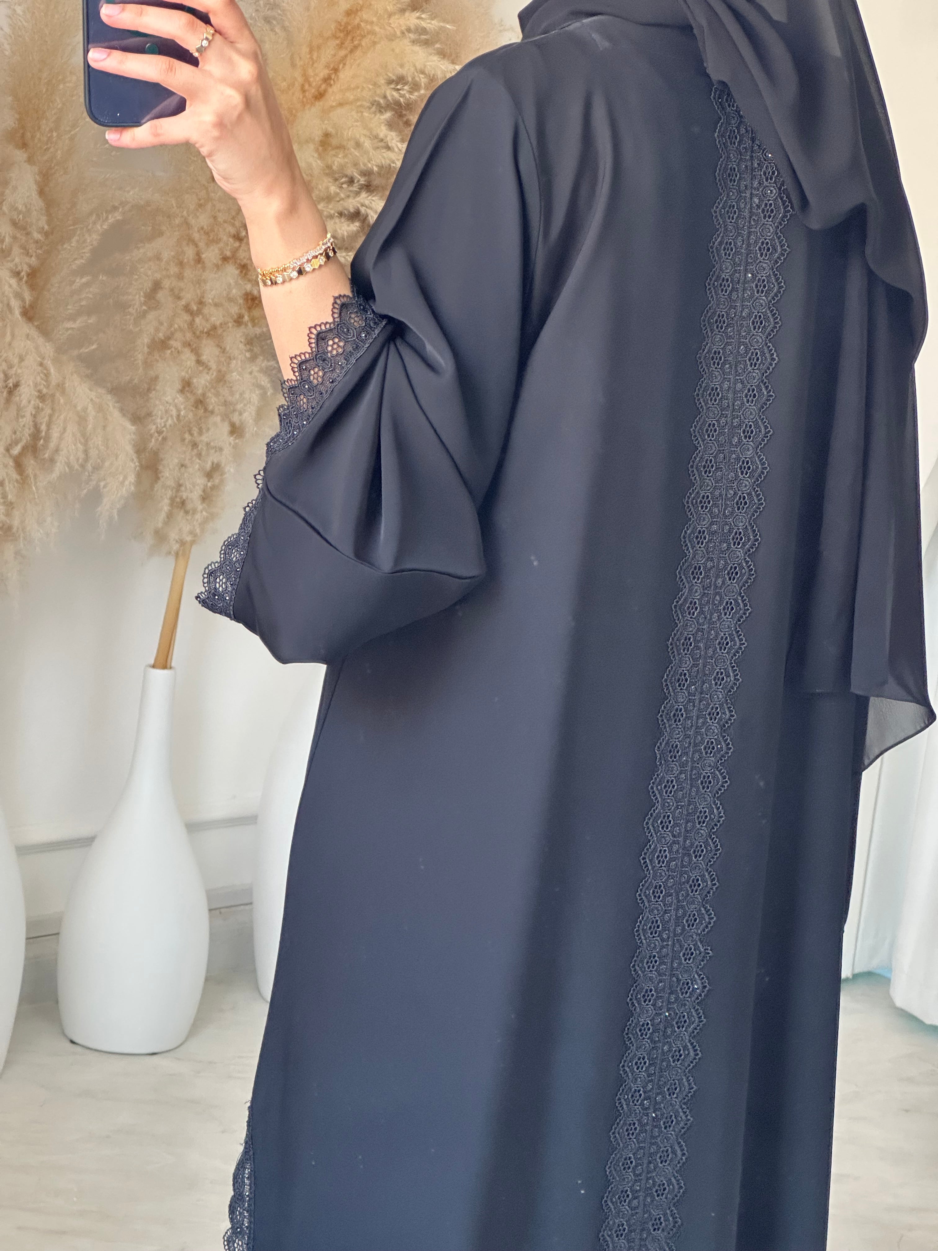 C 1031 Black Lace Abaya