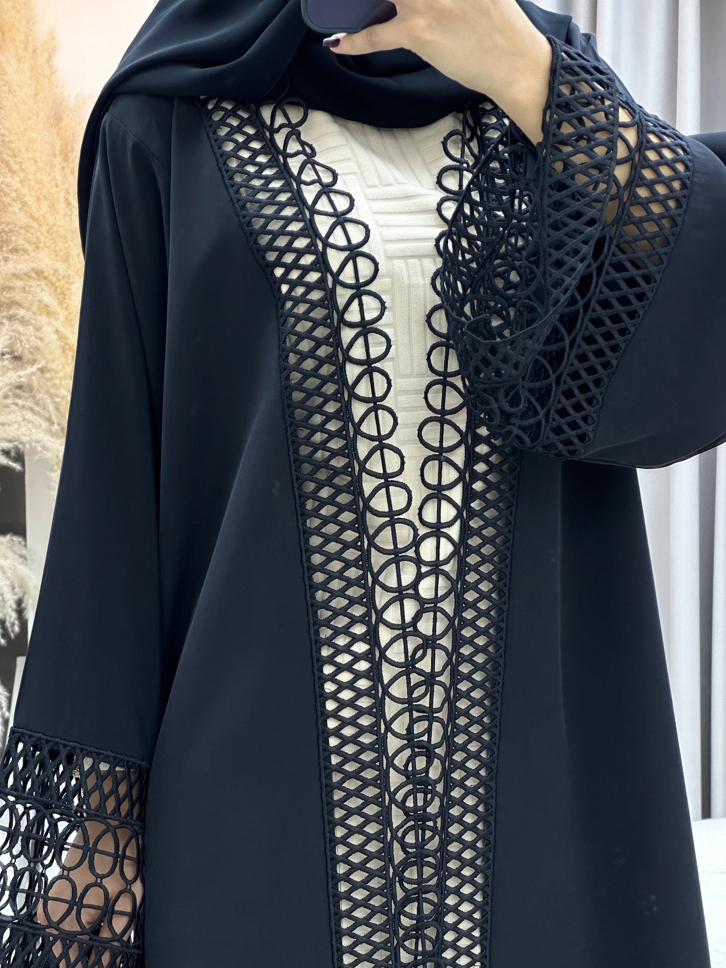 C 0110 Black Waves Lace Abaya