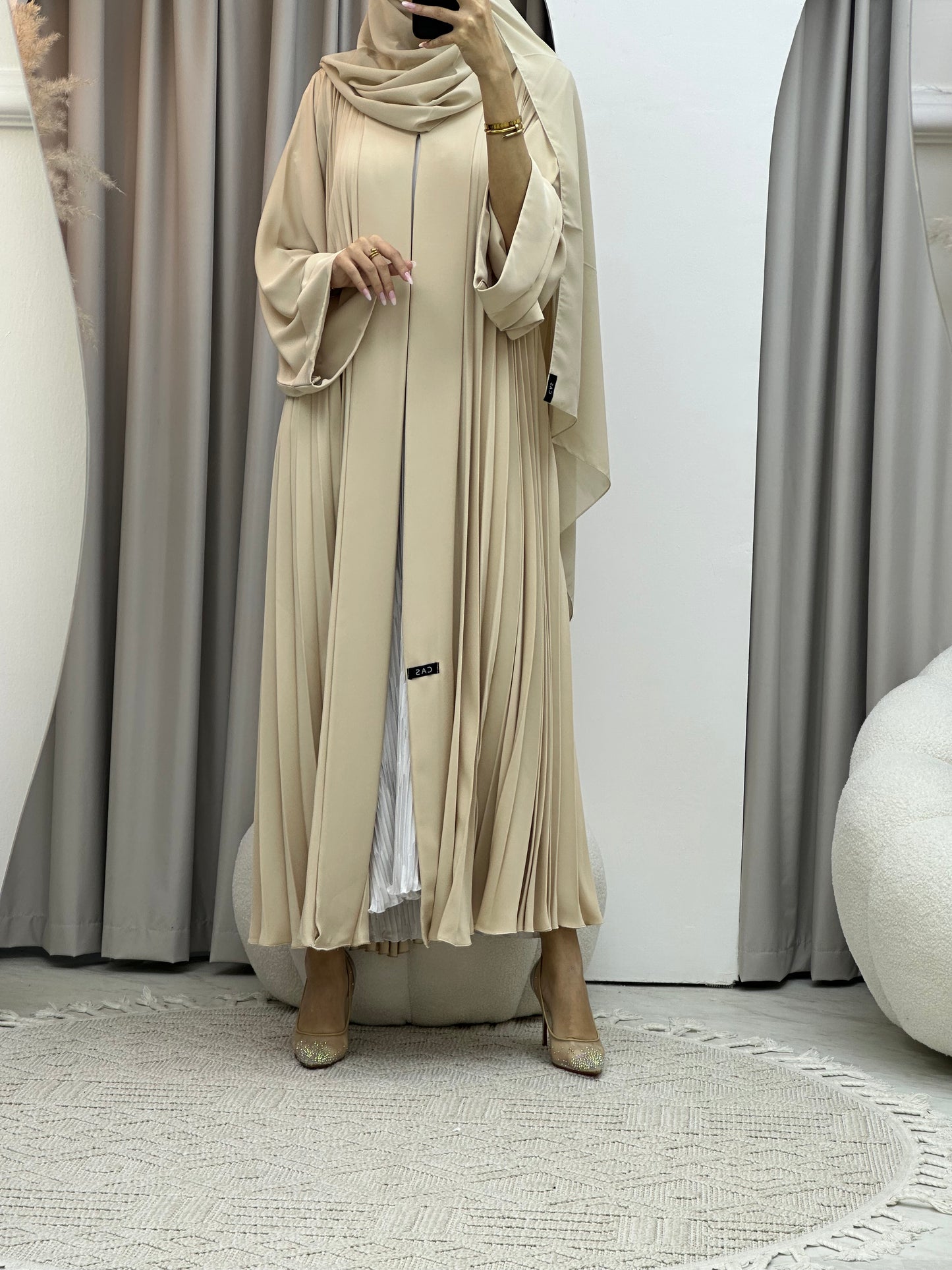 C Plain Cream Pleated Abaya Set