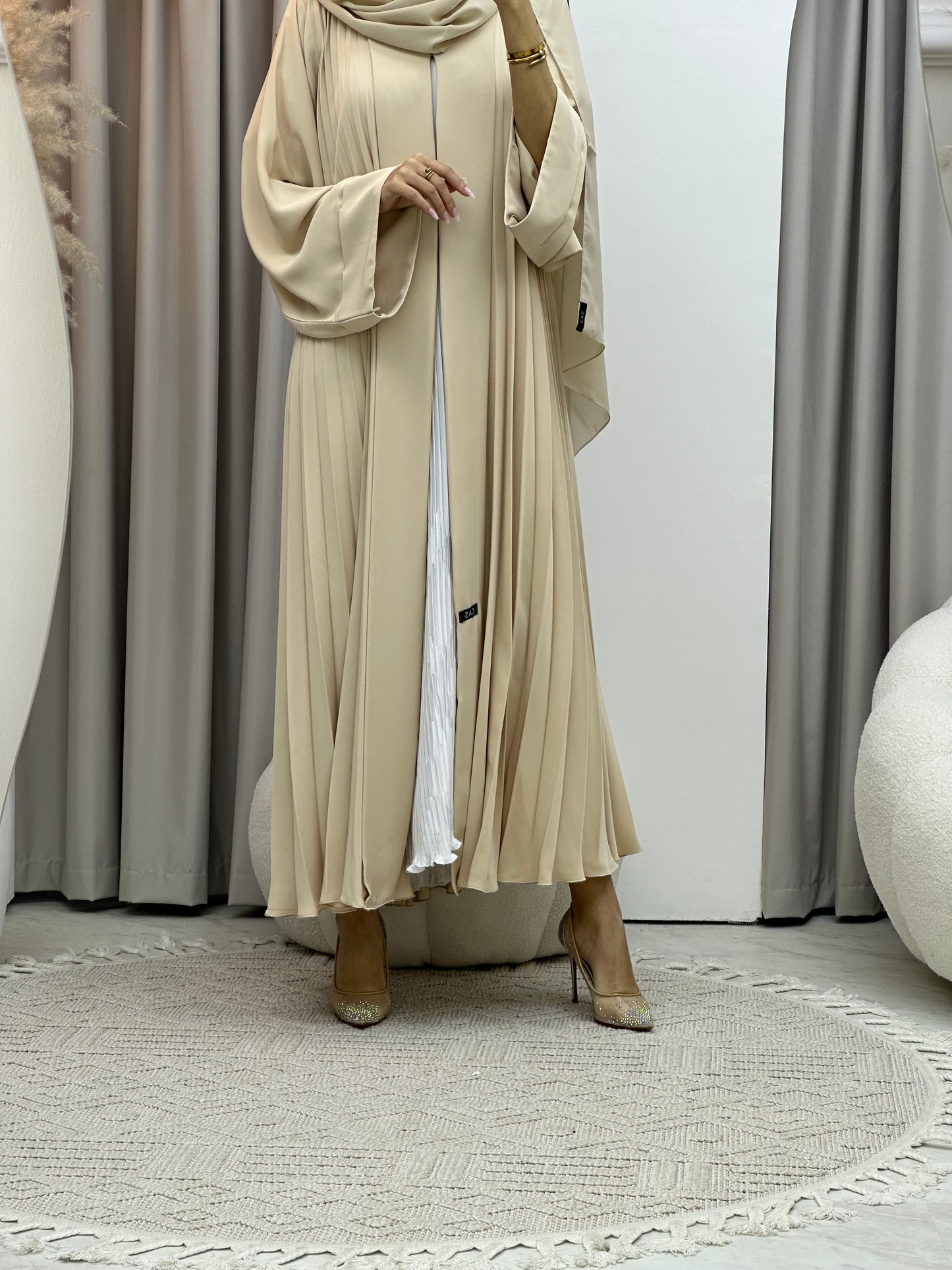 C Plain Cream Pleated Abaya Set