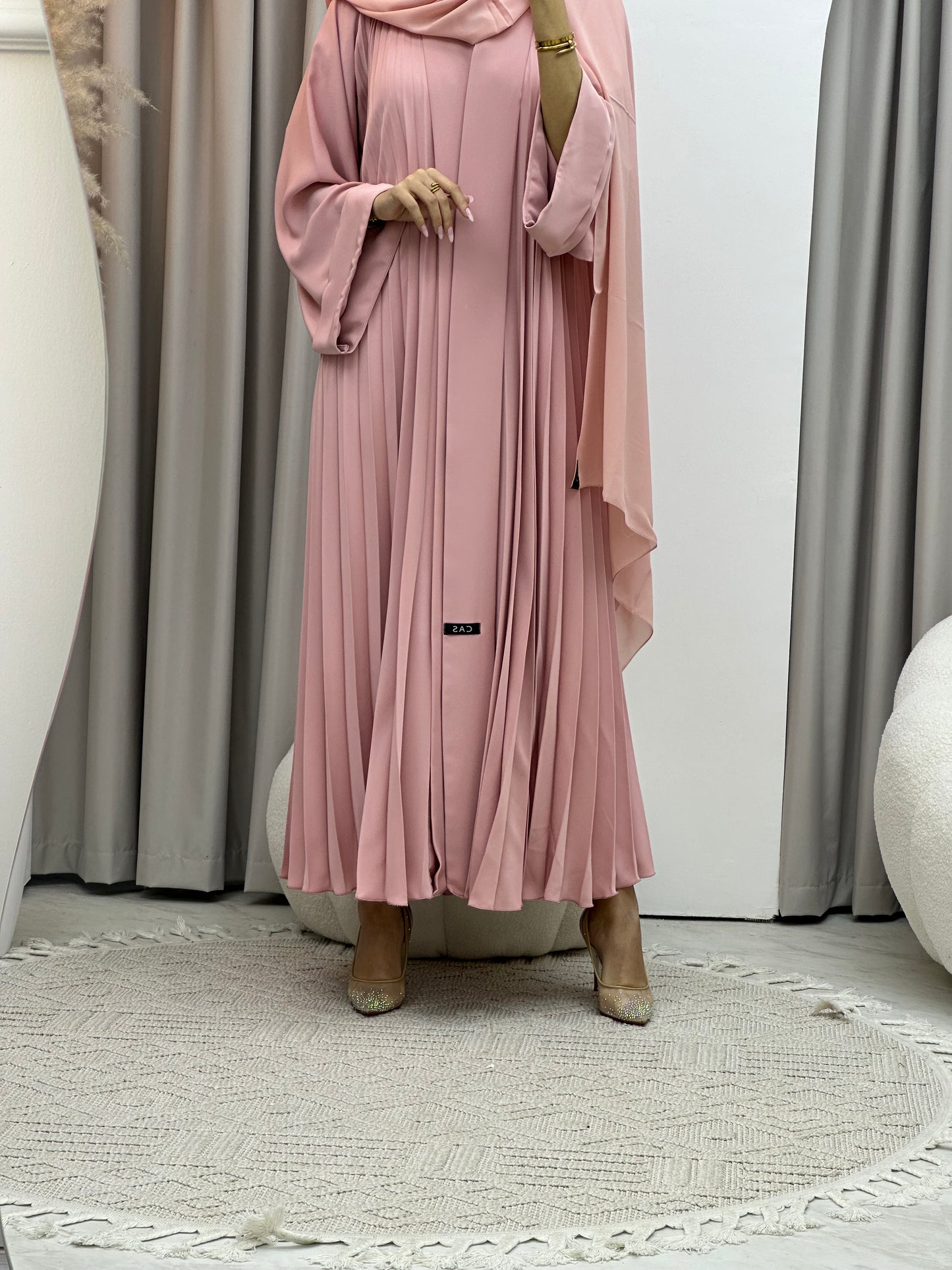 C Plain Pink Pleated Abaya Set