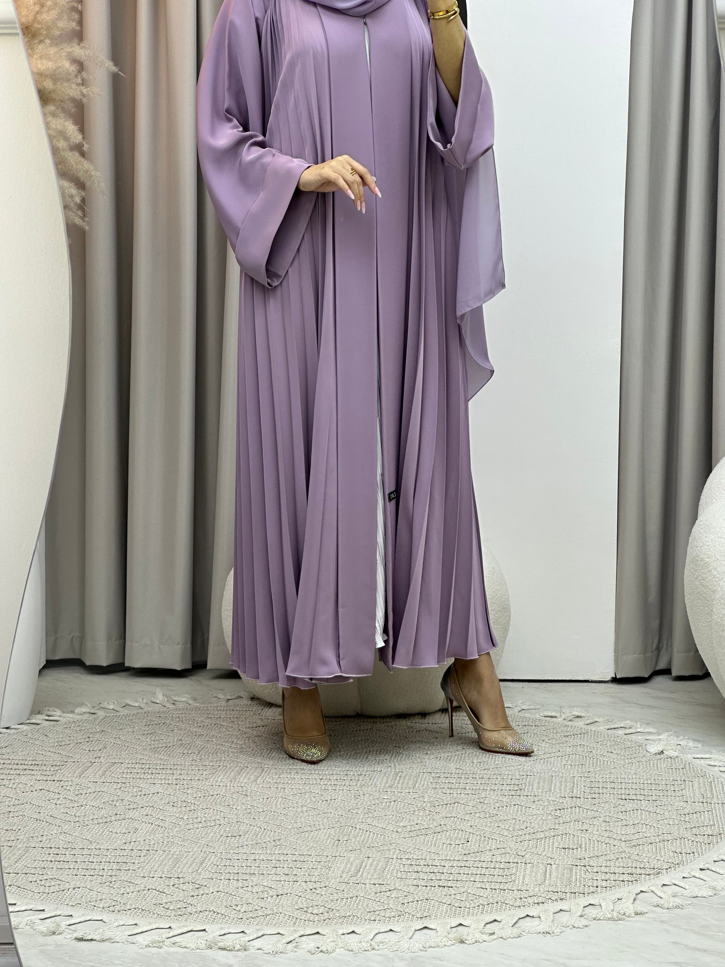 C Plain Lavender Pleated Abaya Set