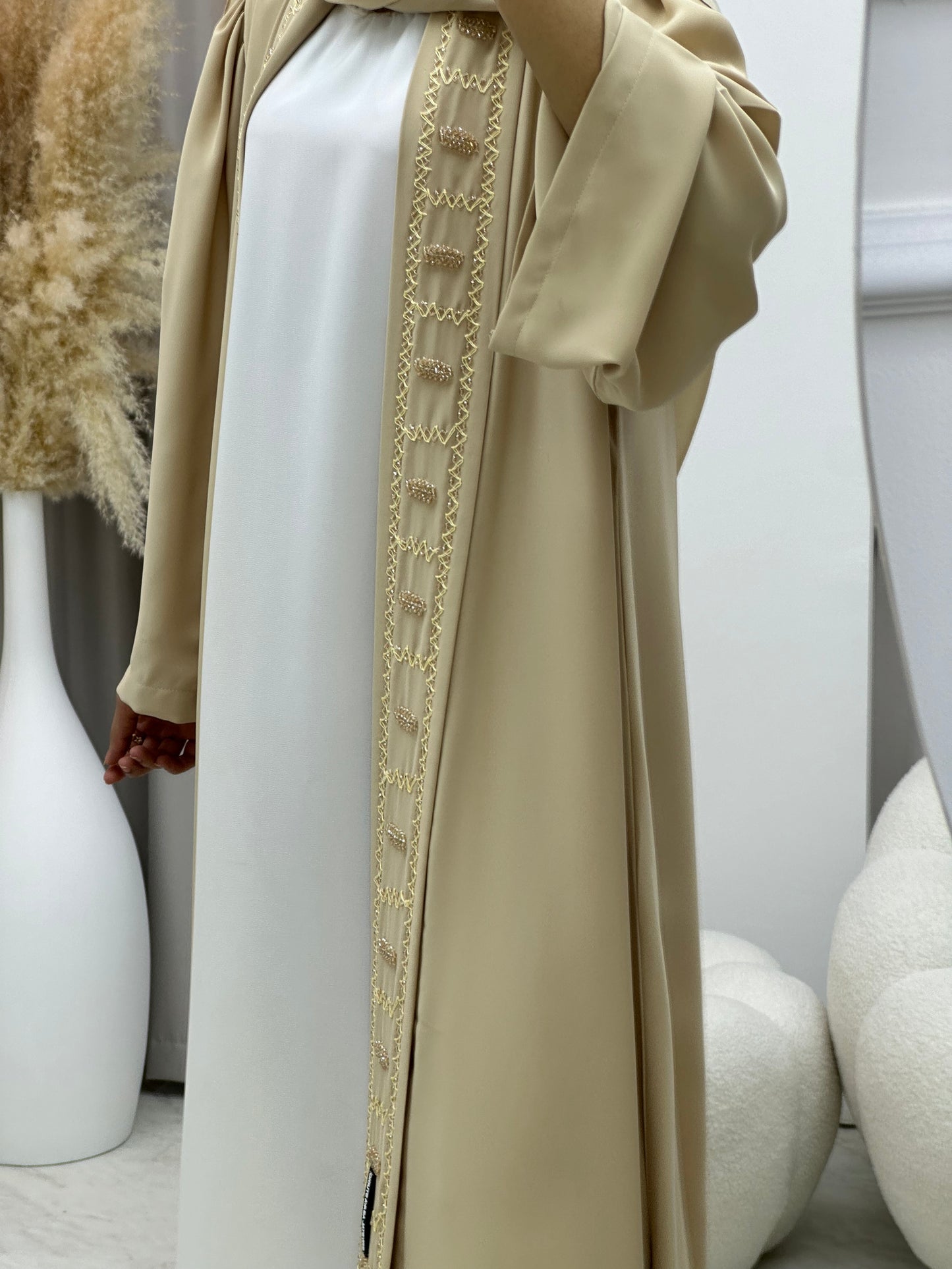 C RTW 0116 Cream Embroidery Abaya