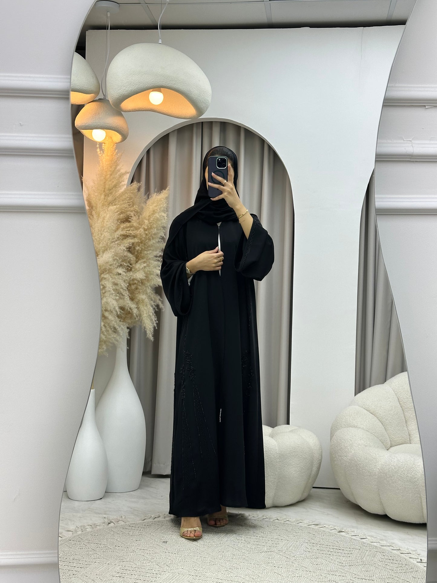 C 04535 Black Classic Lace Abaya