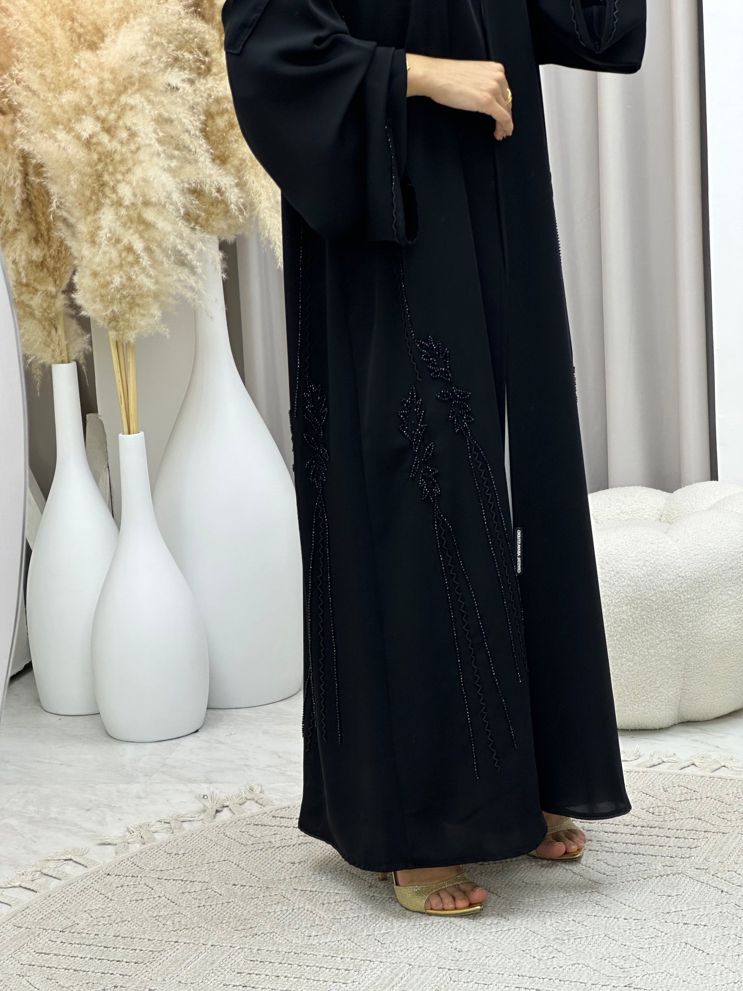 C 04535 Black Classic Lace Abaya