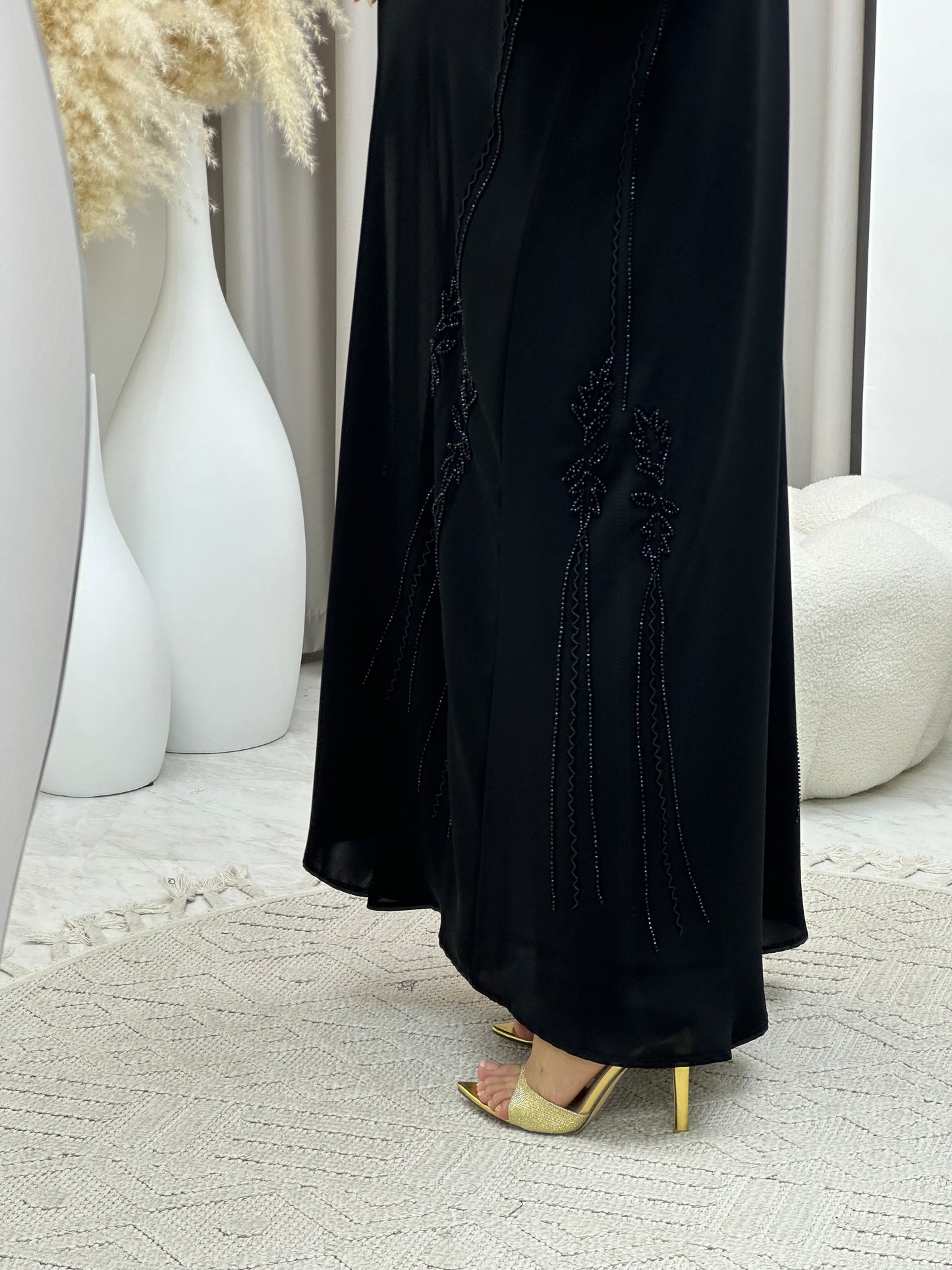 C 04535 Black Classic Lace Abaya