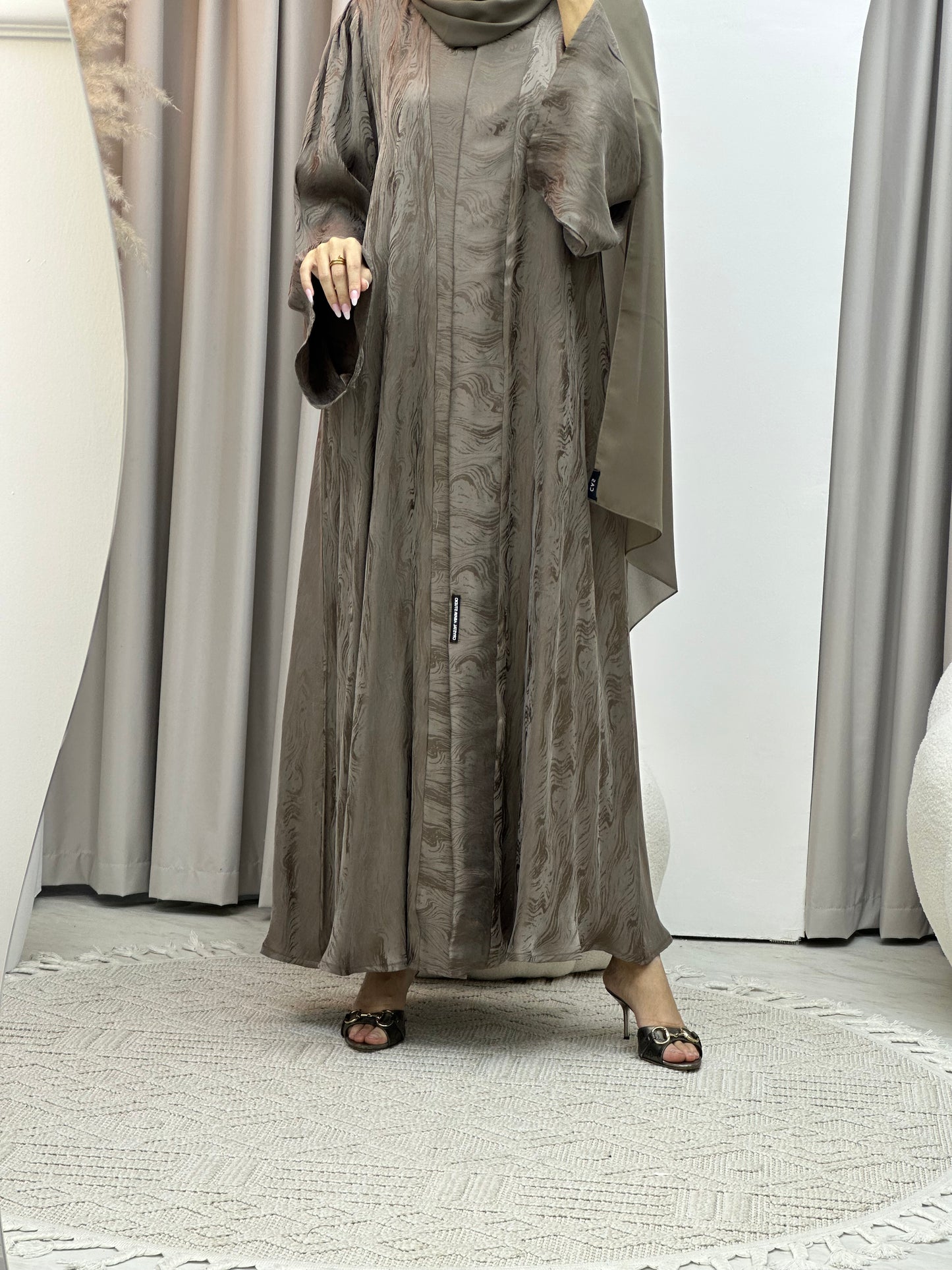 C Beige Shimmer Premium Abaya