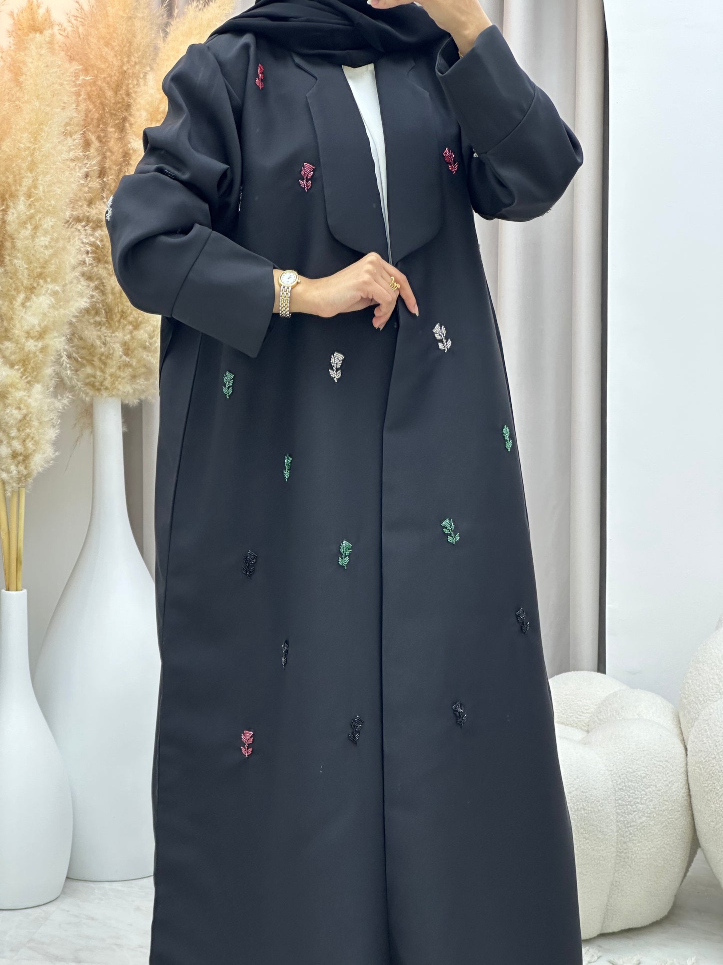 C 0523 Black Emirati National Day Abaya