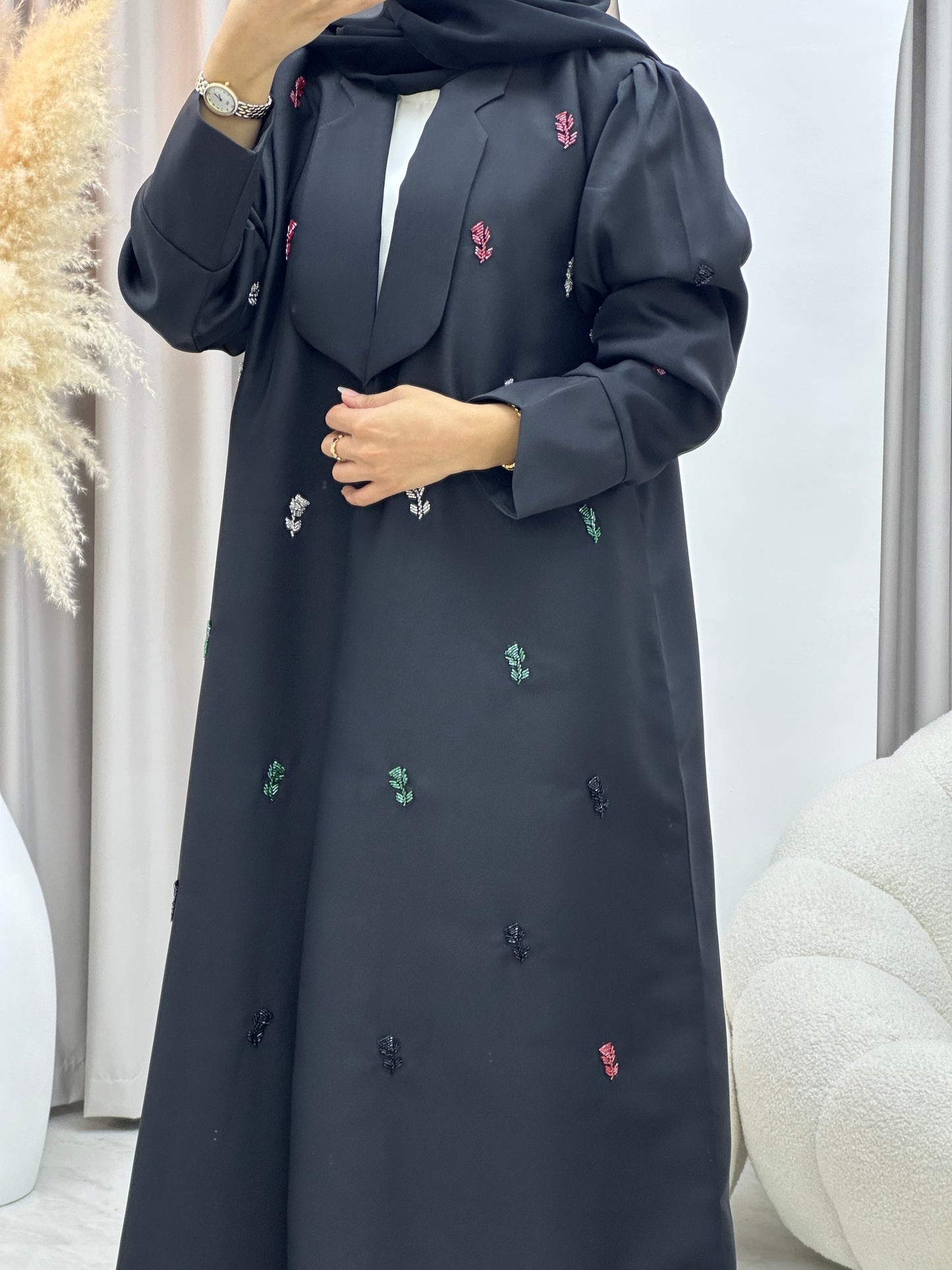 C 0523 Black Emirati National Day Abaya