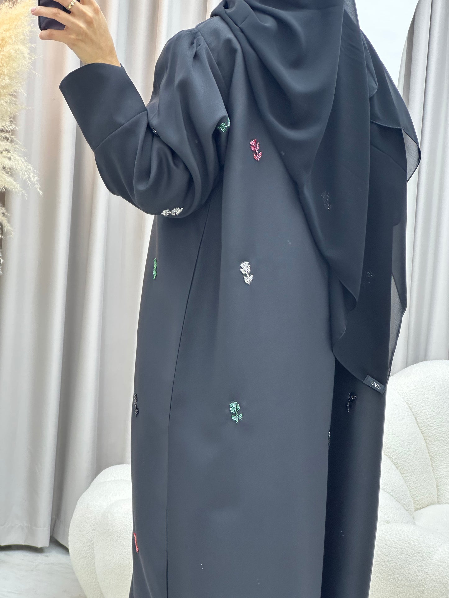 C 0523 Black Emirati National Day Abaya