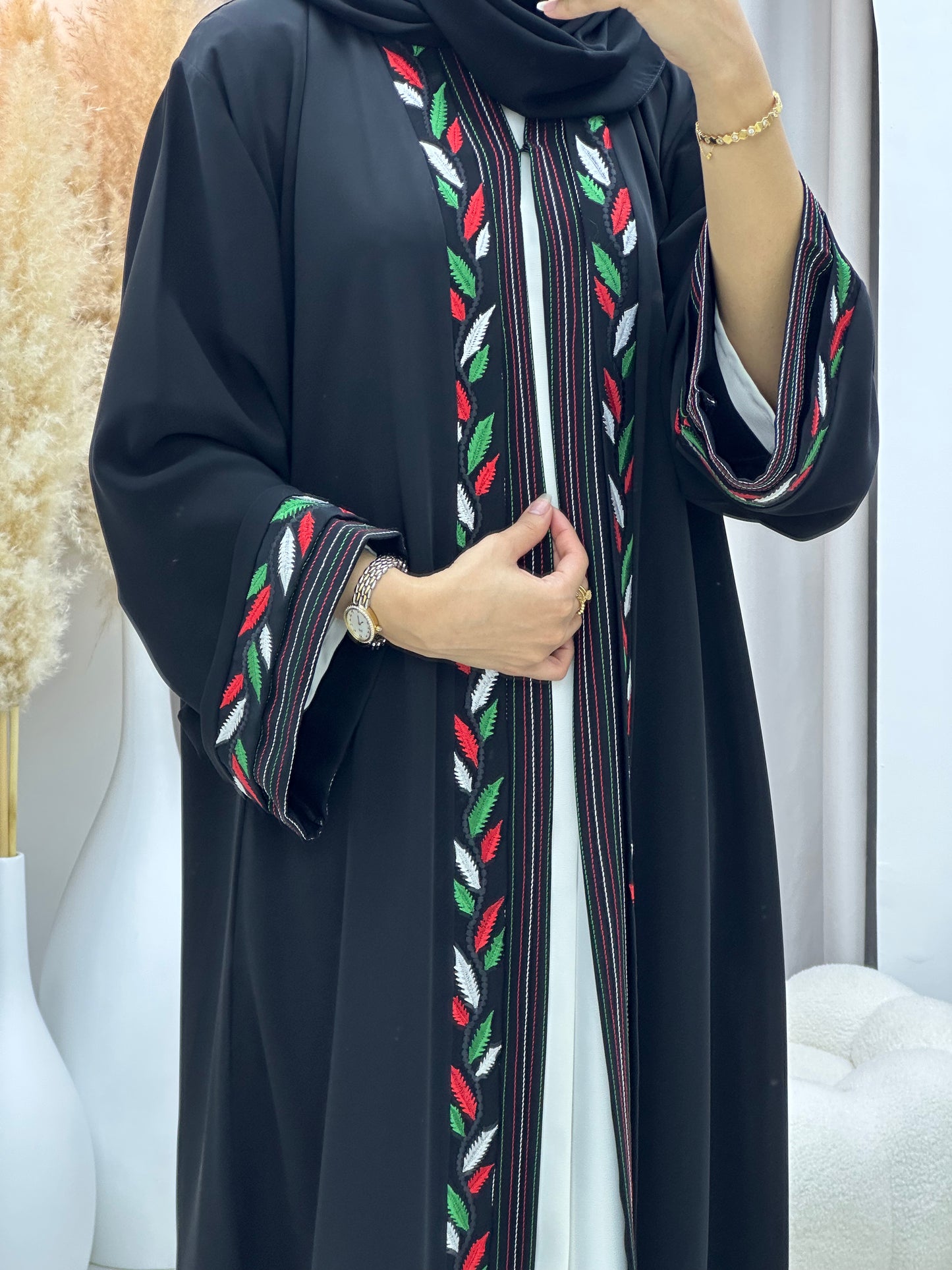 C 0524 Black Emirati National Day Abaya