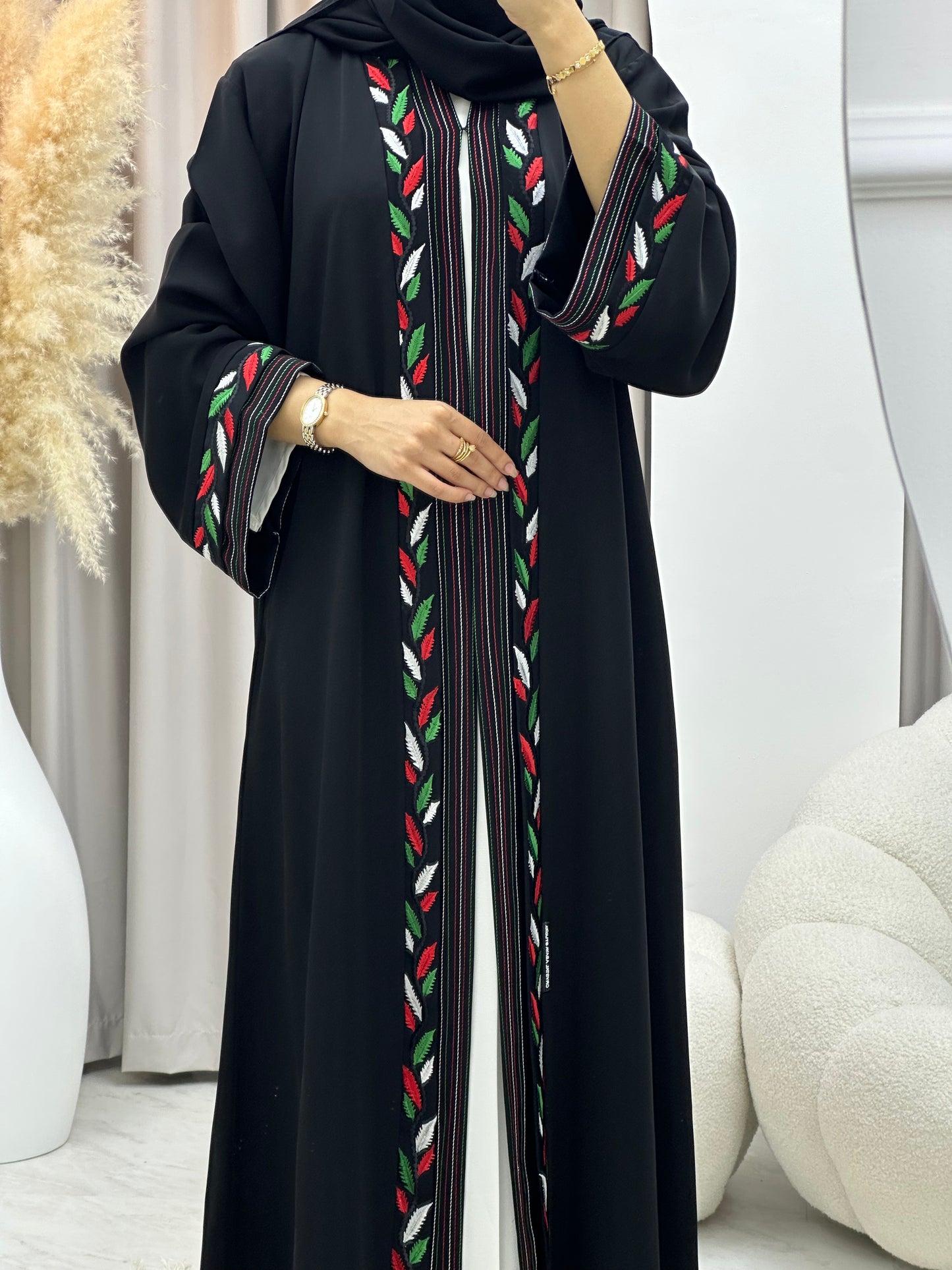 C 0524 Black Emirati National Day Abaya