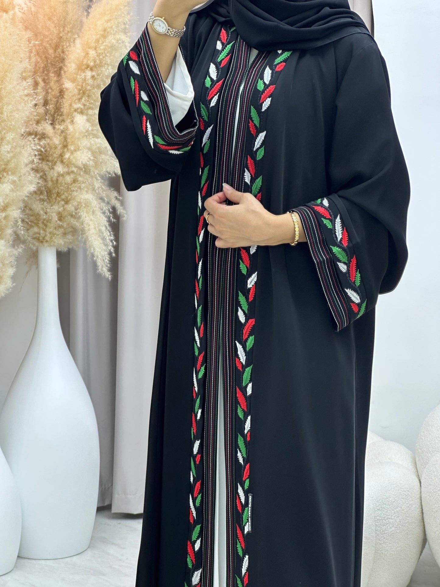 C 0524 Black Emirati National Day Abaya