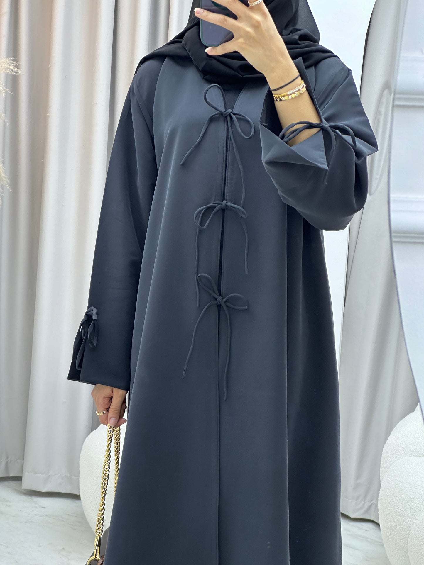 C 0117-04 Black Bow Abaya