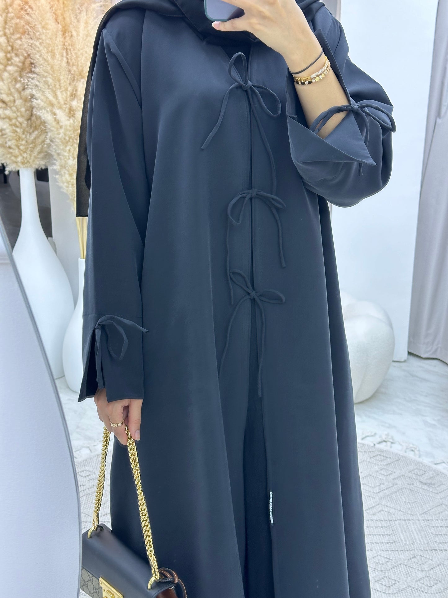 C RTW 0117-04 Black Bow Abaya