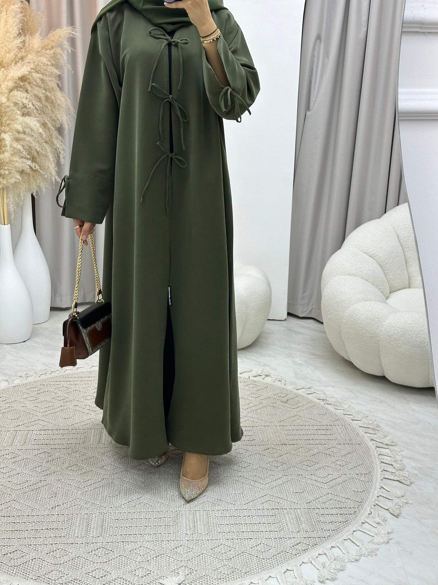 C 0117-02 Olive Bow Abaya